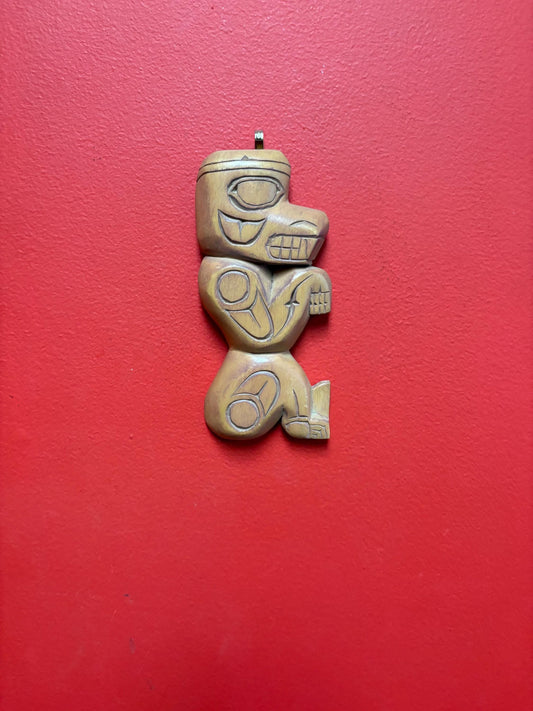 High-quality 7 x 3 wide cedar BEAR plaque by Ralph Hill indigenous first  nations Pacific Northwest Coast beauty