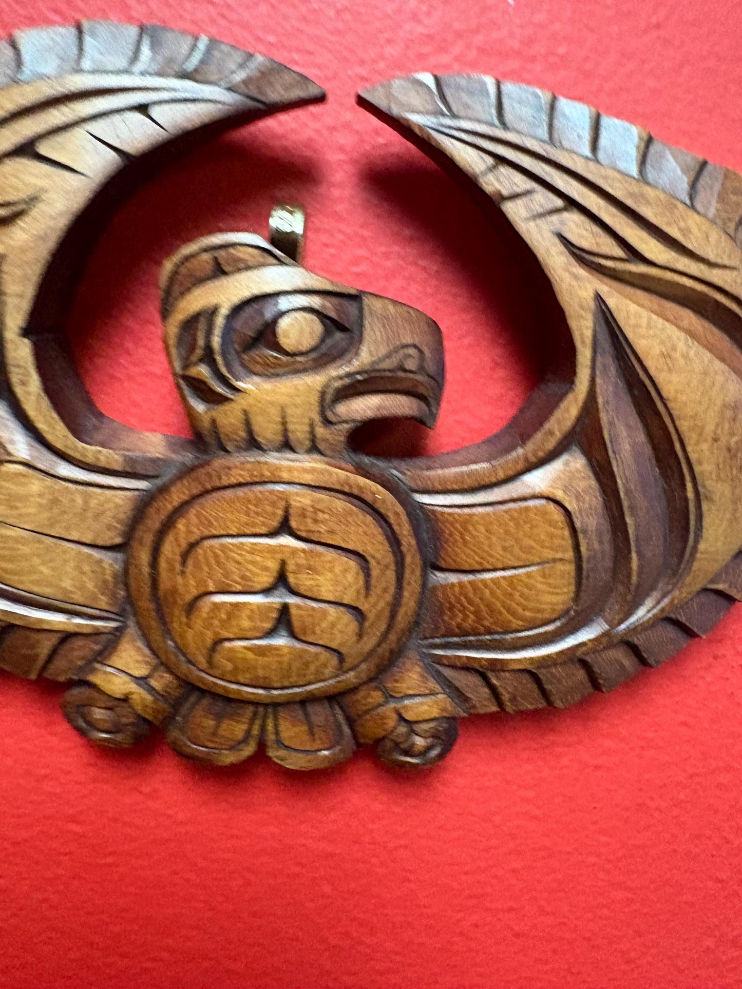 Beautiful signed 7 x 5 inch high Indigenous First Nations cedar eagle plaque  great detail  highly detailed and ready to hang