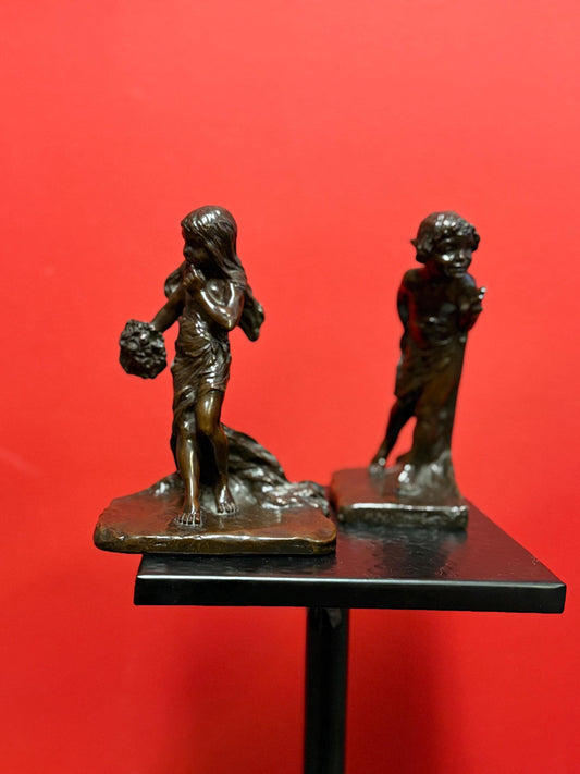 M.Peinlich & Griffoul Foundry, American Aestheticism Bronze Bookends  6.75 inches high  wonderful detail