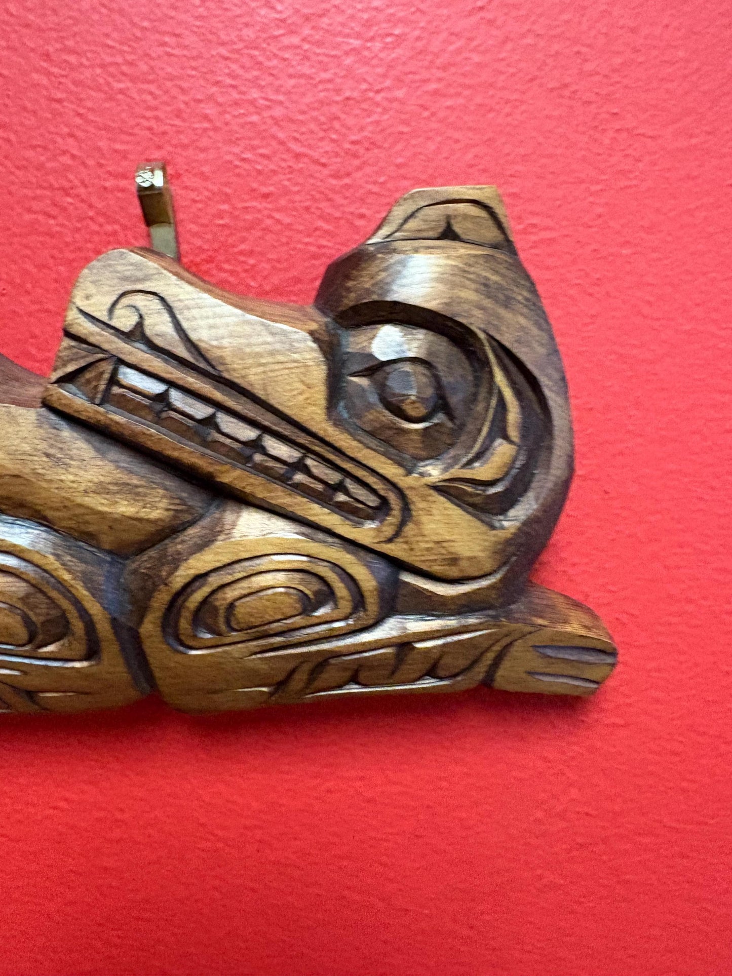 Lovely indigenous first nations Pacific northWest Coast 7 x 3 inch wolf plaque  lovely detail  great value