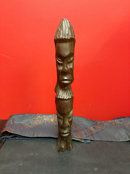 Lovely vintage African 19 inch tall totem pole statue  great value