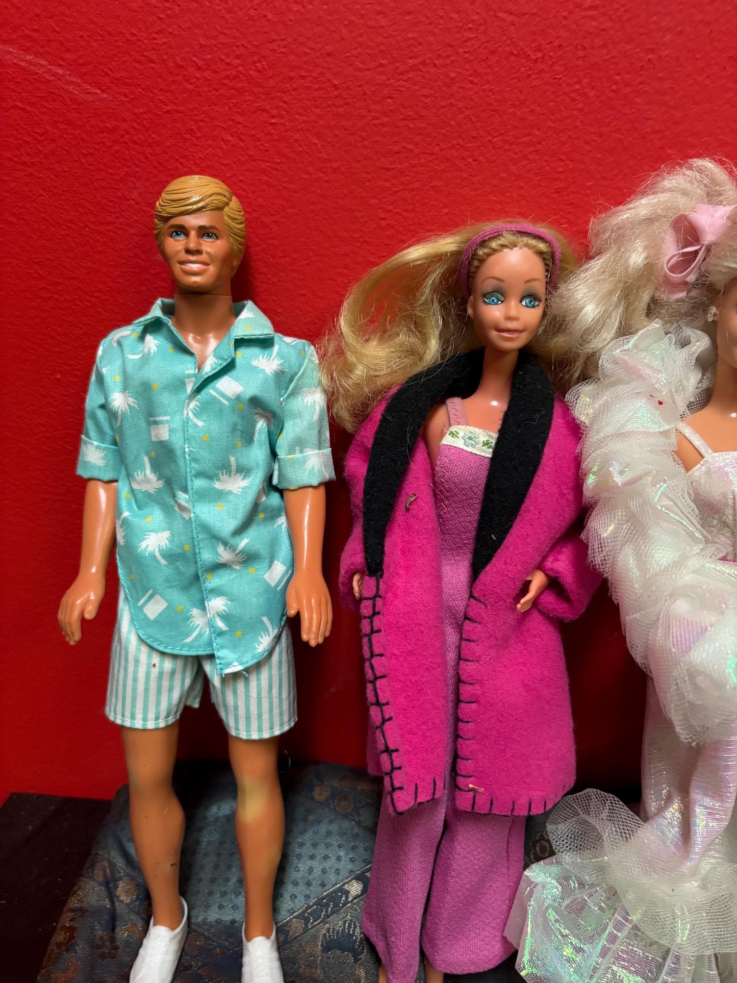 Six vintage Barbie dolls with a xtra clothes  great set  great value