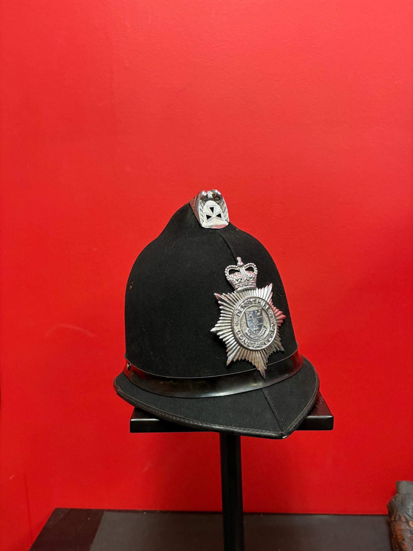 Lovely authentic antique mens English policemans Bobby helmet from DERBYSHIRE  great condition see photos