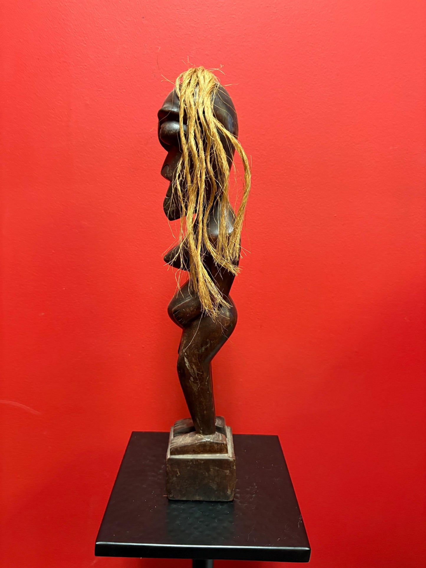 Beautiful antique 16 inch tall African statue with unique hair great condition and value