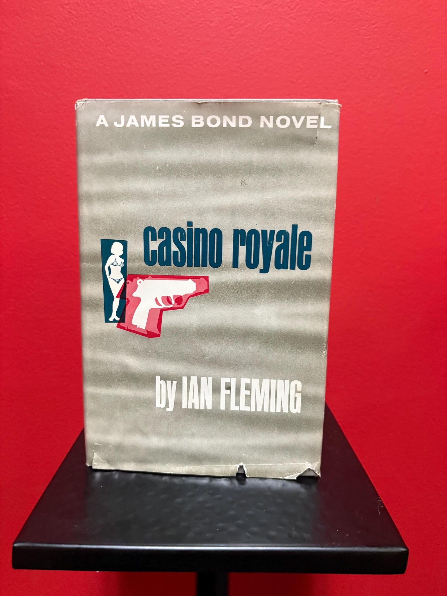 Amazing James Bond novel Casino Royale by Ian Fleming  first edition 1953 - pretty good condition - perfect gift