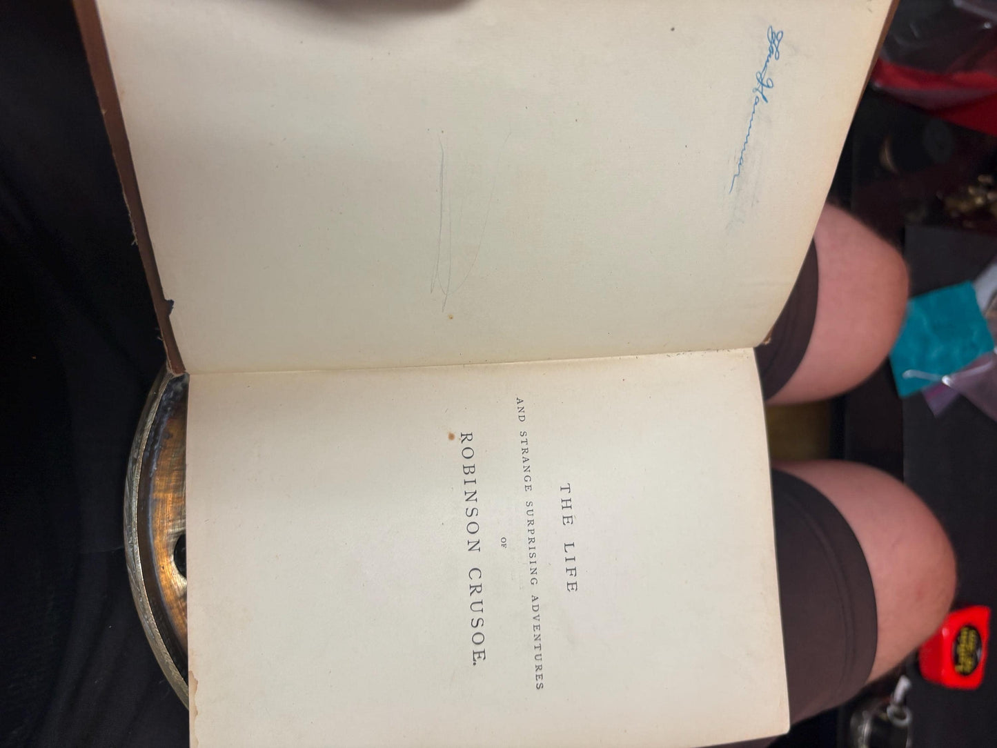 Beautiful Robinson Crusoe antique book from early 1800s  English reprint of the original in fairly rough condition - good value