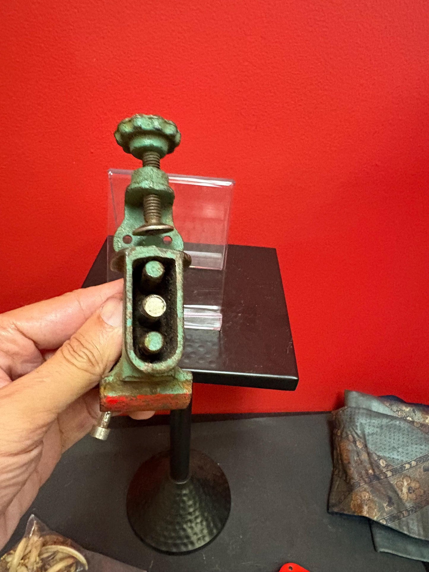 Cool Antique vice  5 inches long in working condition  great to use or for decor