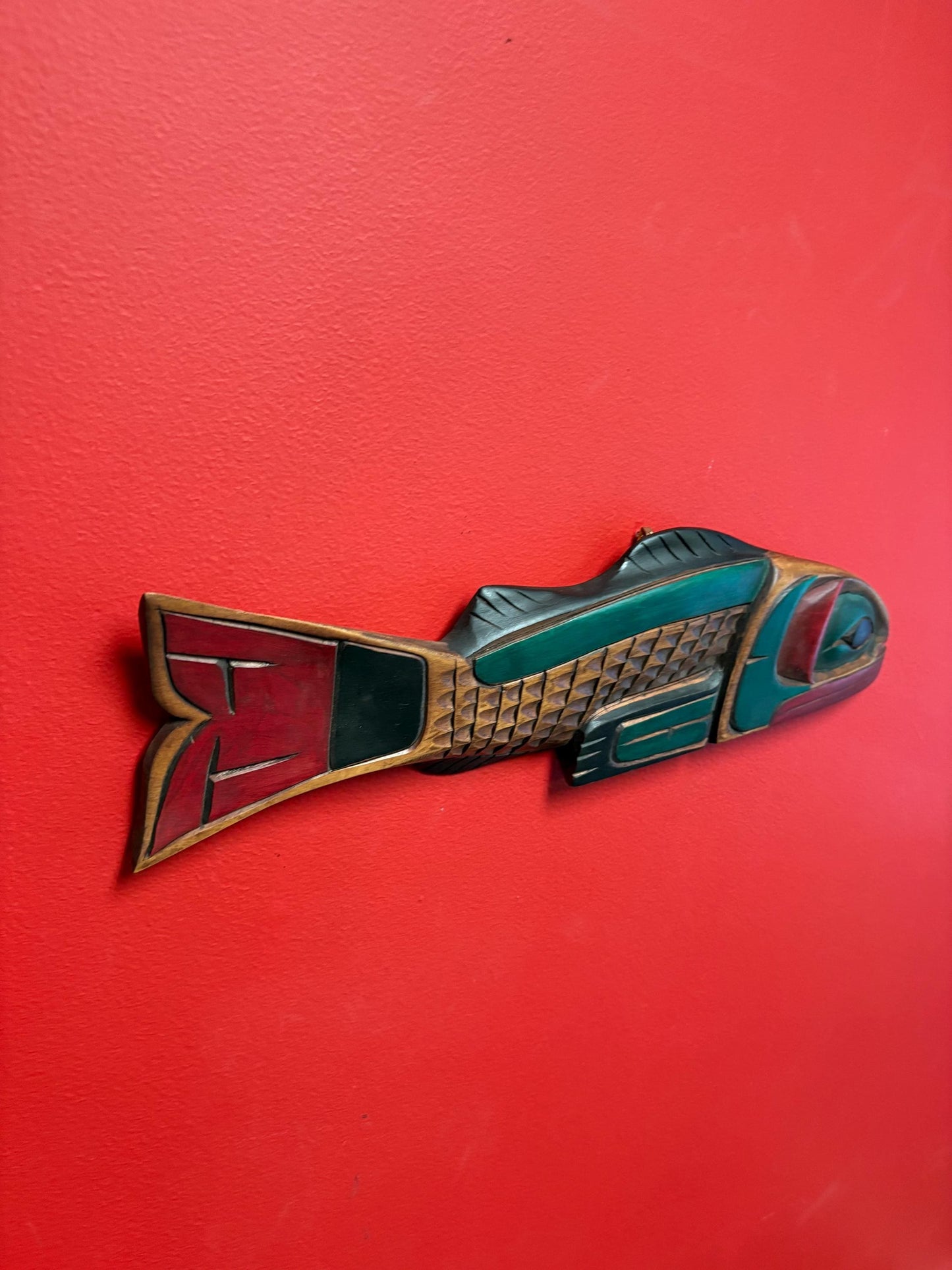 Beautiful 18 inch long polychrome painted cedar salmon by David Robertson  indigenous first nation pacific  north West Coast beauty