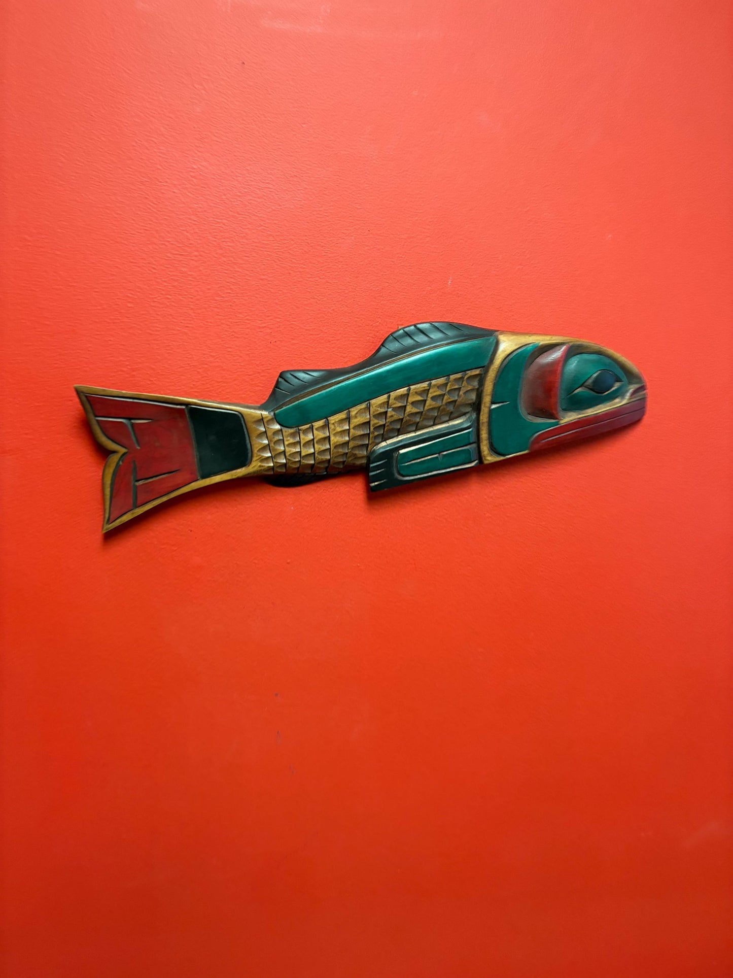 Beautiful 18 inch long polychrome painted cedar salmon by David Robertson  indigenous first nation pacific  north West Coast beauty