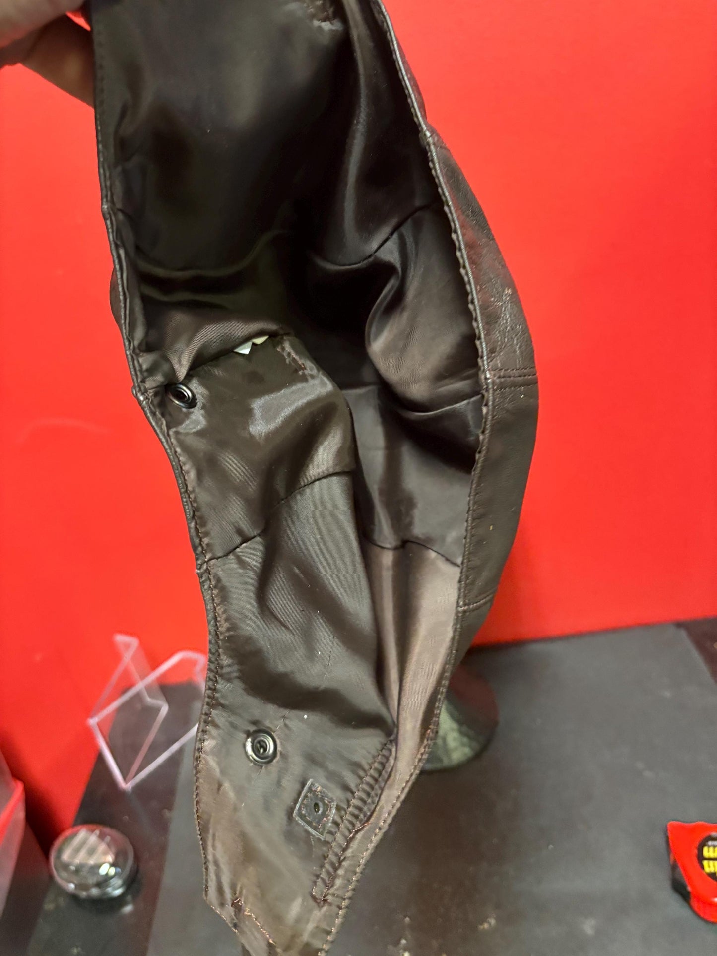 Amazing antique authentic aviator flying helmet and goggles  sensational condition and perfect gift  wow