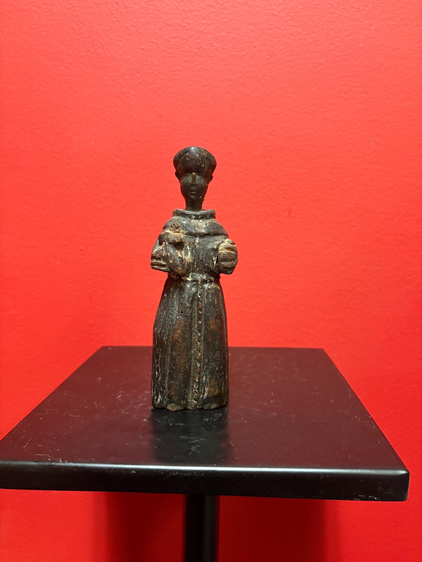 rare 6 inch tall 18 century Spanish Santos doll  wooden beauty in very very good condition  amazing detail