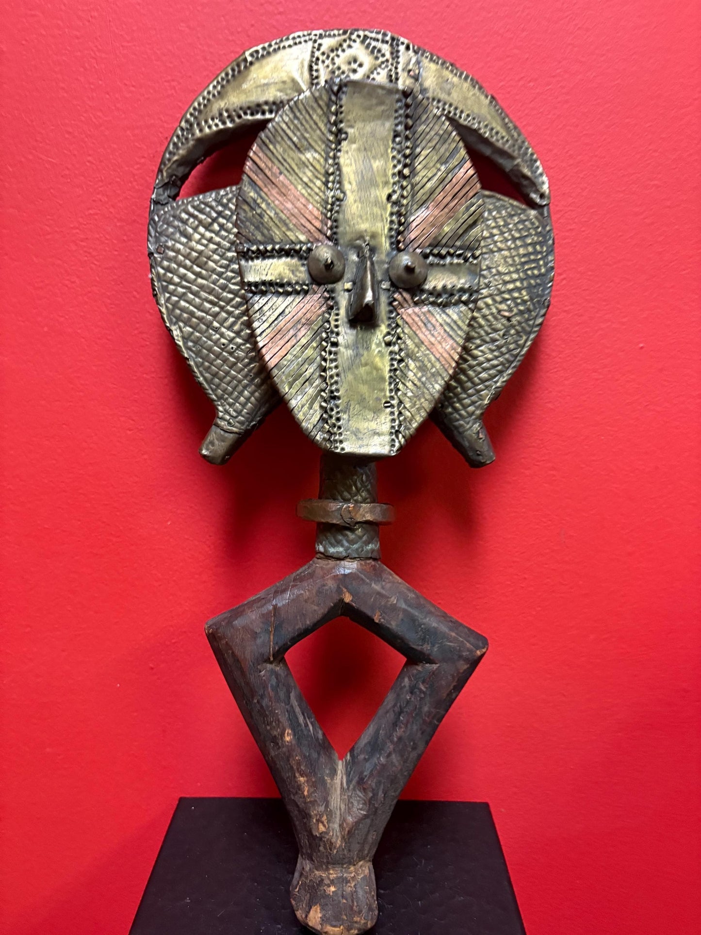 African reliquary Osseyba wood and brass figure  18 inches tall  mahongwe Gabon central Africa - 18 inches tall   19th Centiry