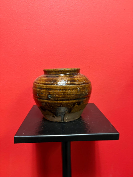 Stunning 5 x 3 1/2 wide Chinese antique soy glazed pot  very nice condition-