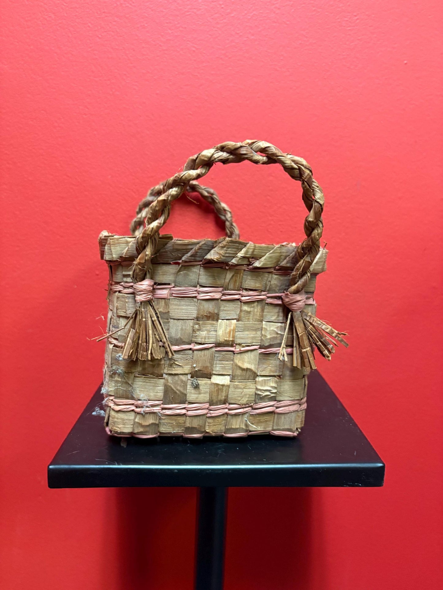 Beautiful antique eastern Canadian indigenous first Nations double handed Cedar bark basket 8 x 6 x 7 1/2“ high  good condition -