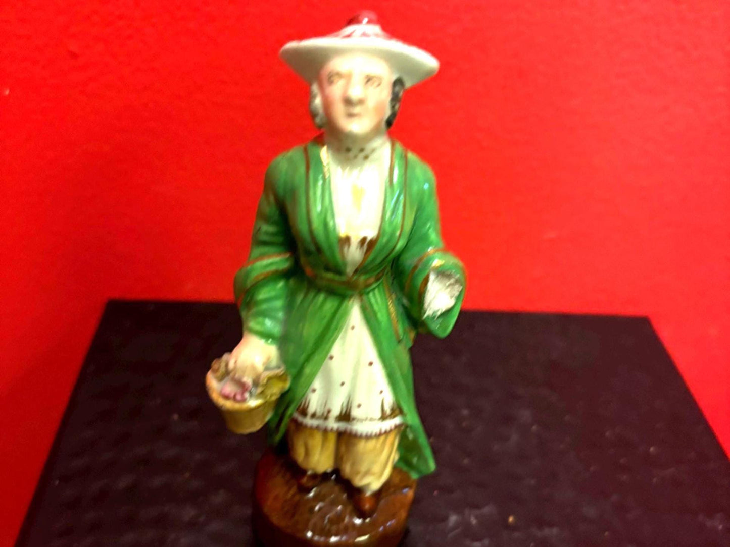 Beautiful mid 1800s English Staffordshire statue of a man with a broken hand  price super low  5 inches tall