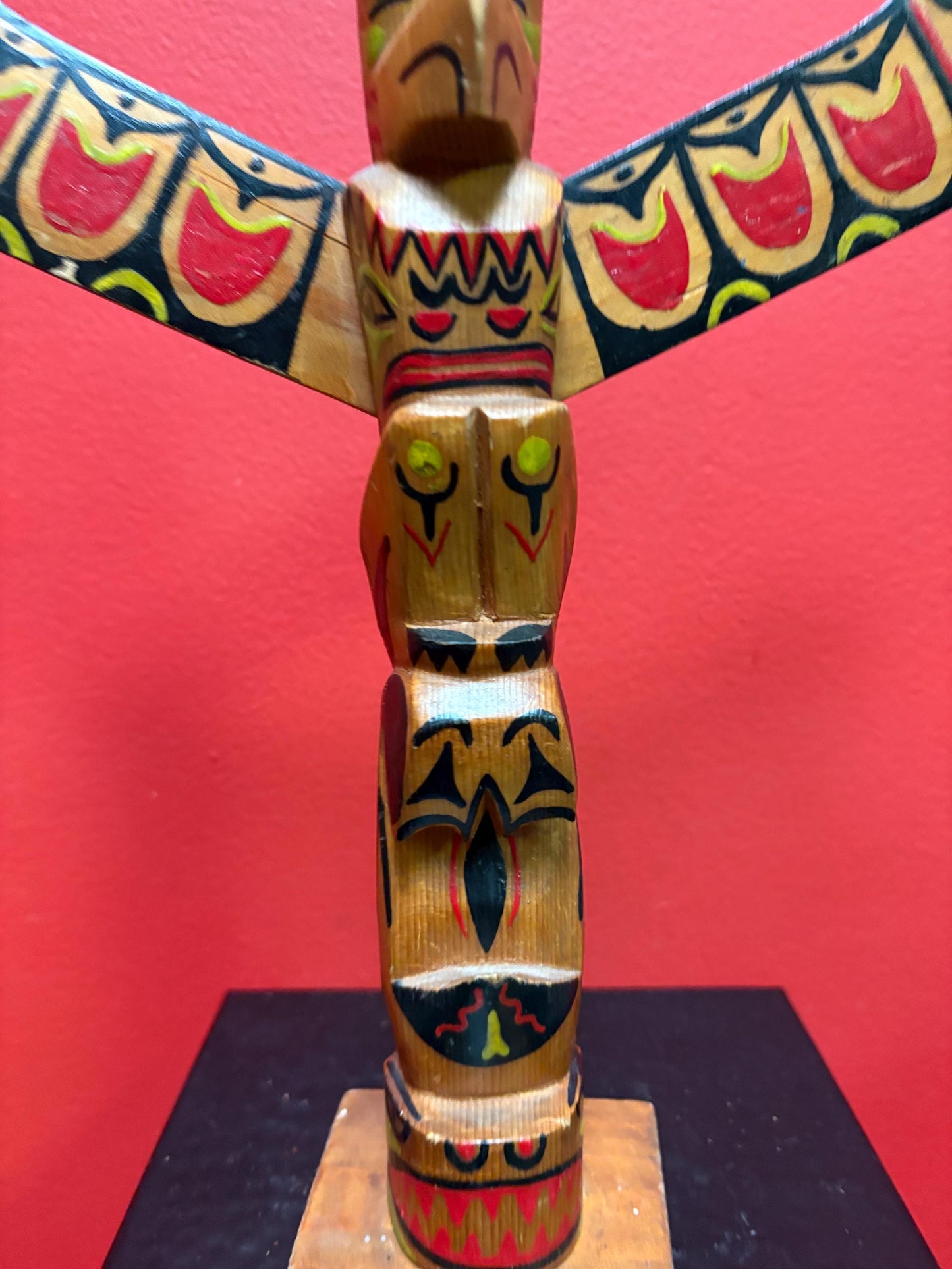 Beautiful 12 x 10 wide Larry Joseph signed indigenous first nations primitive older totem pole -  great imagery and colour