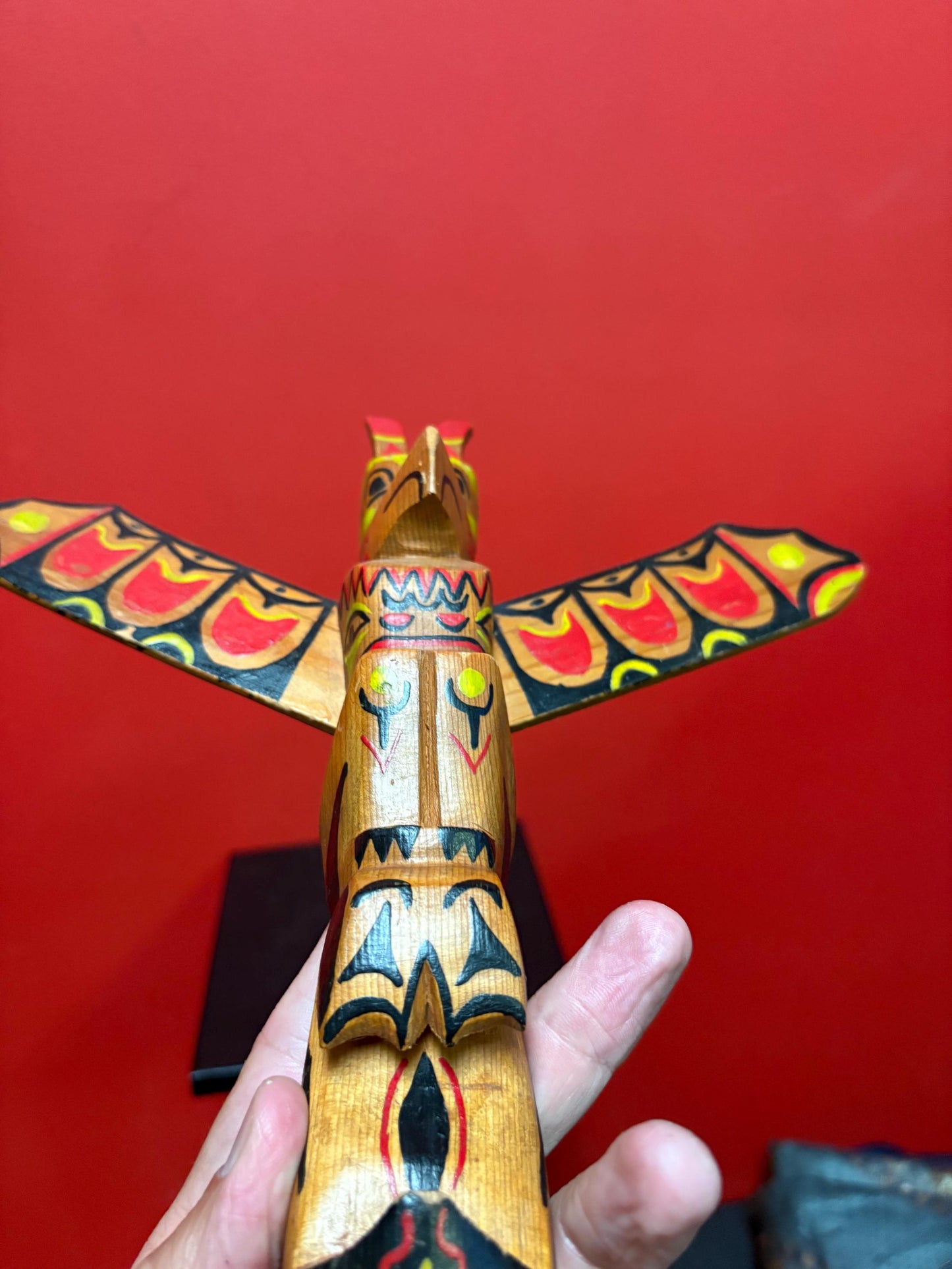 Beautiful 12 x 10 wide Larry Joseph signed indigenous first nations primitive older totem pole -  great imagery and colour