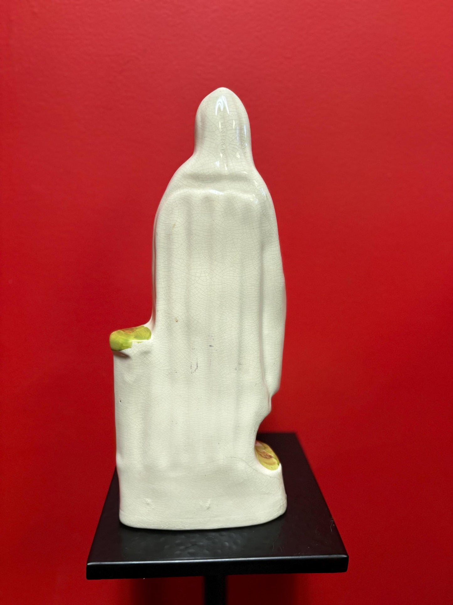 Lovely antique 13 inch tall Staffordshire highland Mary  figure with faint crack on the back  placed according lovely imagery