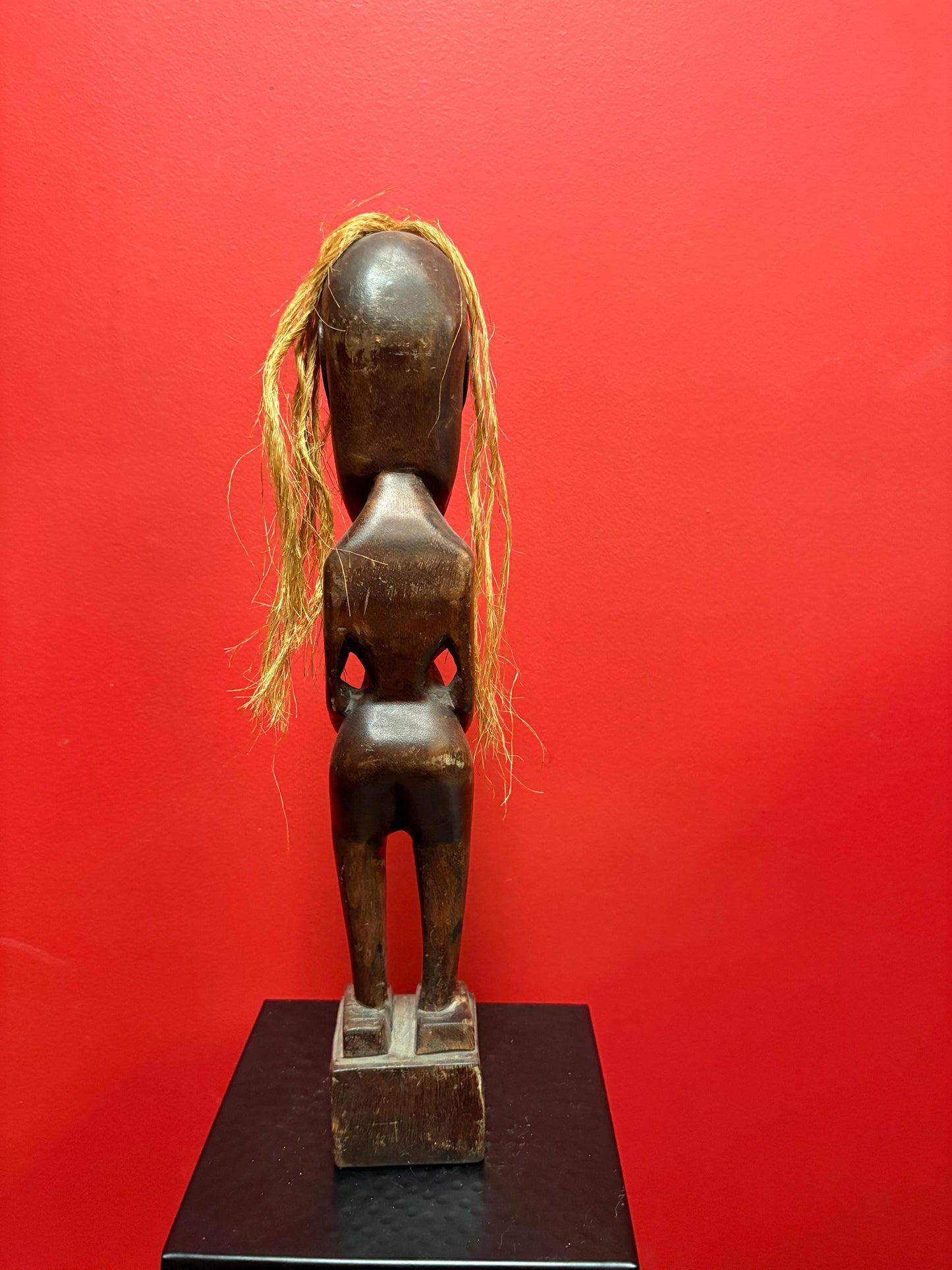 Beautiful antique 16 inch tall African statue with unique hair great condition and value