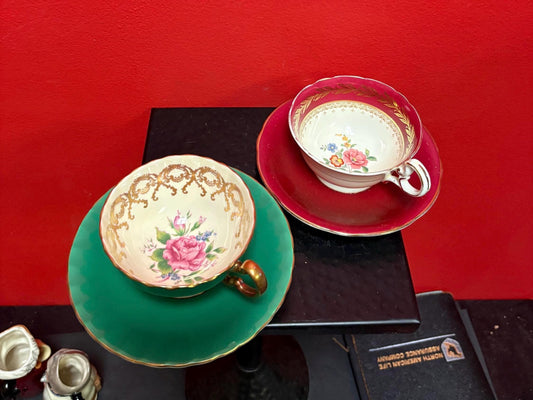 two  lovely antique AYNSLEY cups and sauces in mint condition  price for both  great value