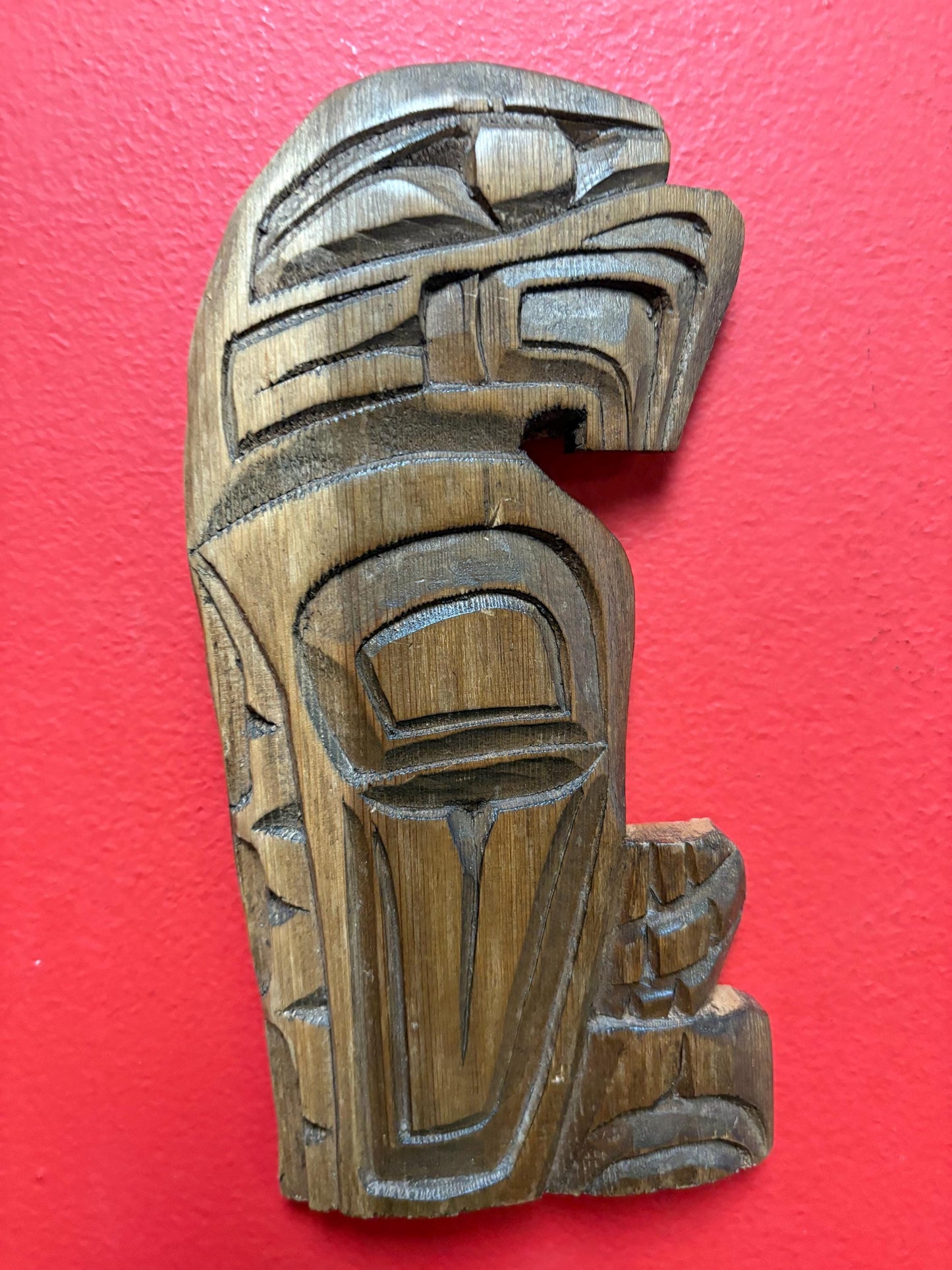 Beautiful indigenous first nation pacific West Coast signed 8 x 4 eagle cedar plaque  great value