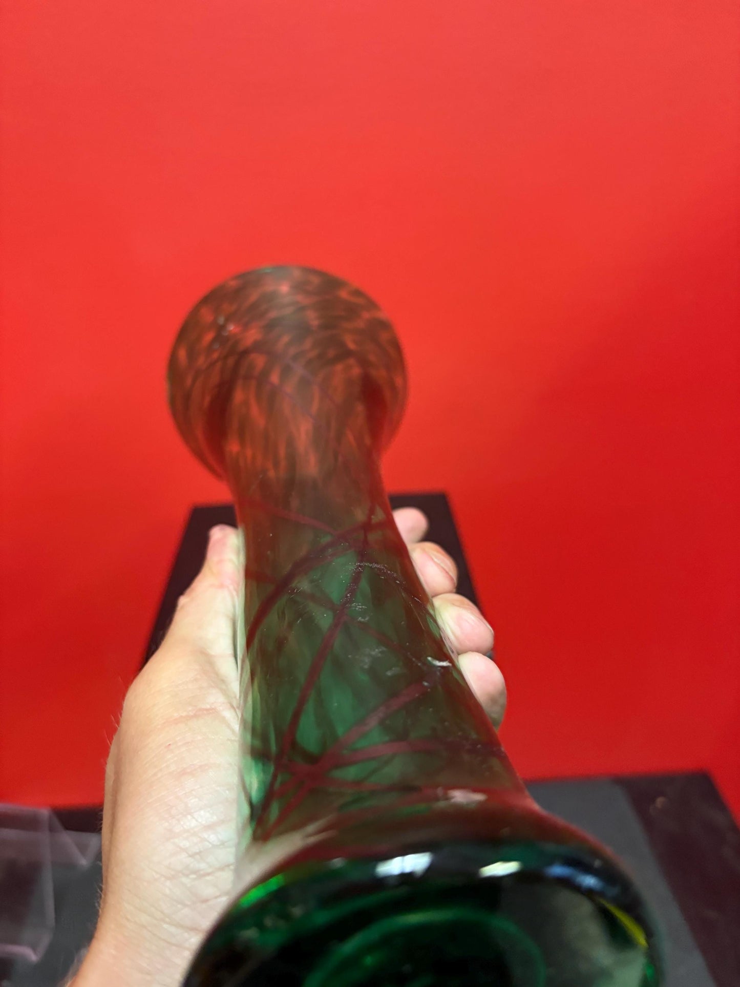 beautiful Canadian  signed Ian Forbes art glass vase  great green colour  wow gift  12 inches tall - famous artist