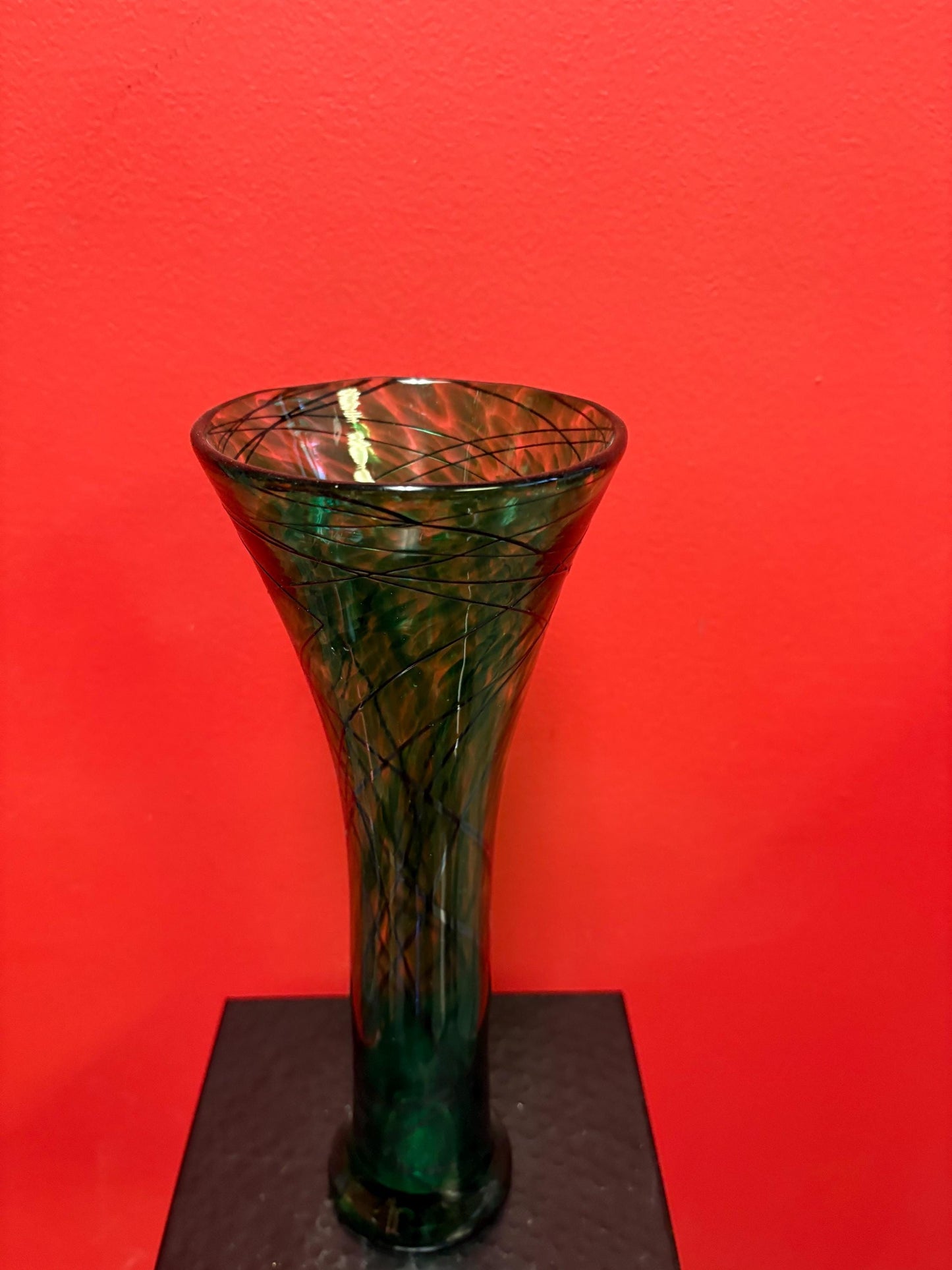 beautiful Canadian  signed Ian Forbes art glass vase  great green colour  wow gift  12 inches tall - famous artist