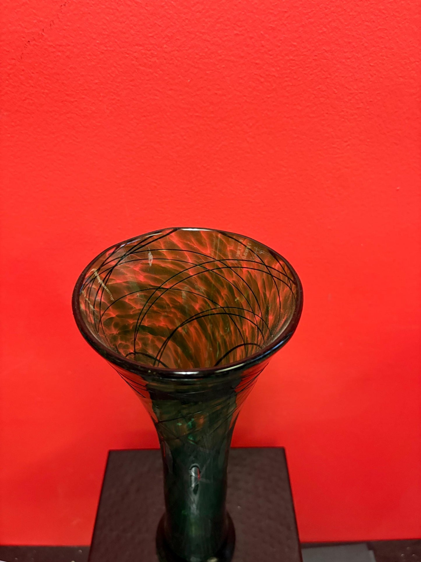 beautiful Canadian  signed Ian Forbes art glass vase  great green colour  wow gift  12 inches tall - famous artist