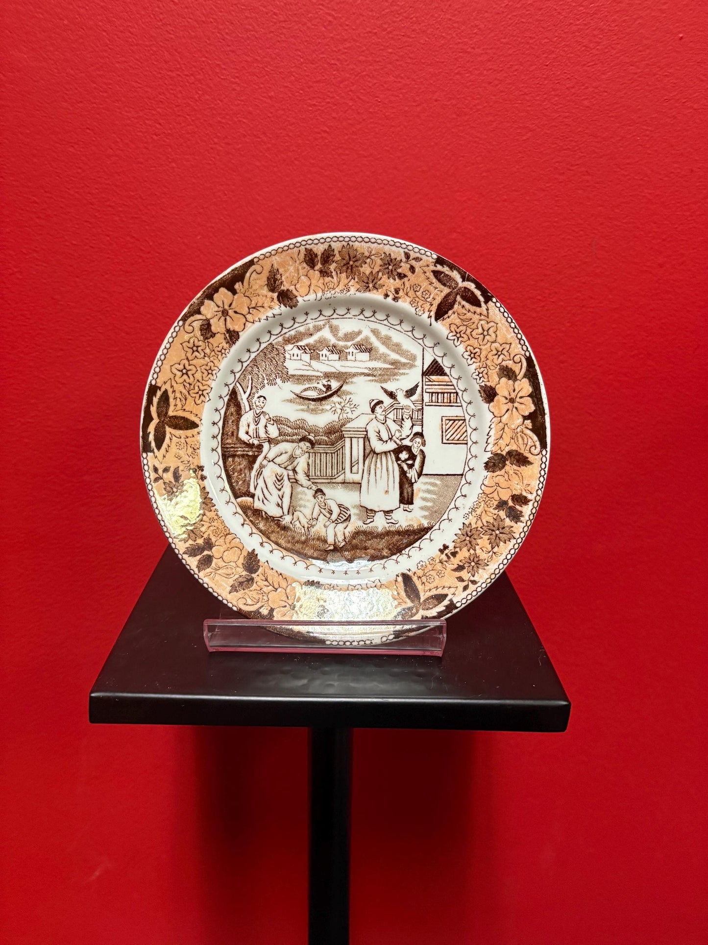 Delicious 1820s Chinese export plate in mint condition  great imagery and 7 inches across  value price