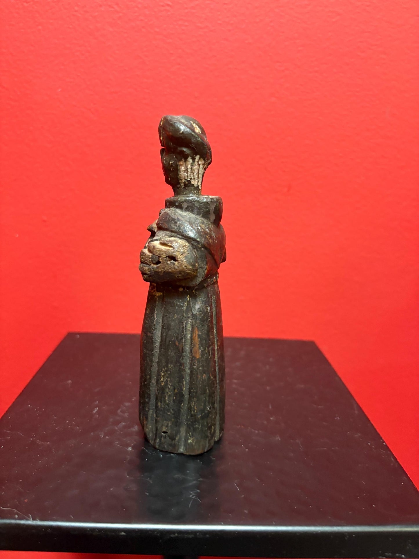 rare 6 inch tall 18 century Spanish Santos doll  wooden beauty in very very good condition  amazing detail