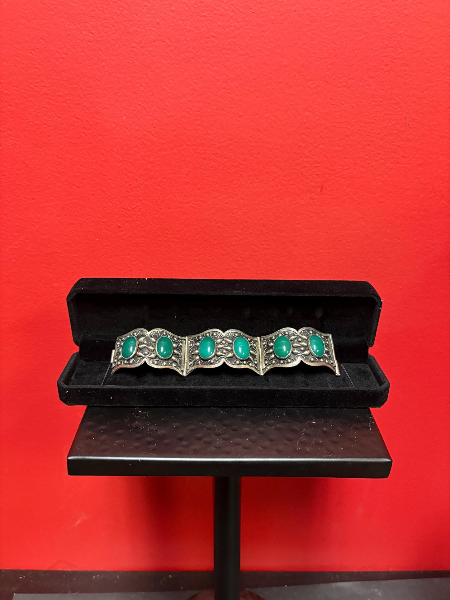 beautiful antique untested silver panel bracelet with green Onyx cartouches  6 inches long and perfect gift  wow