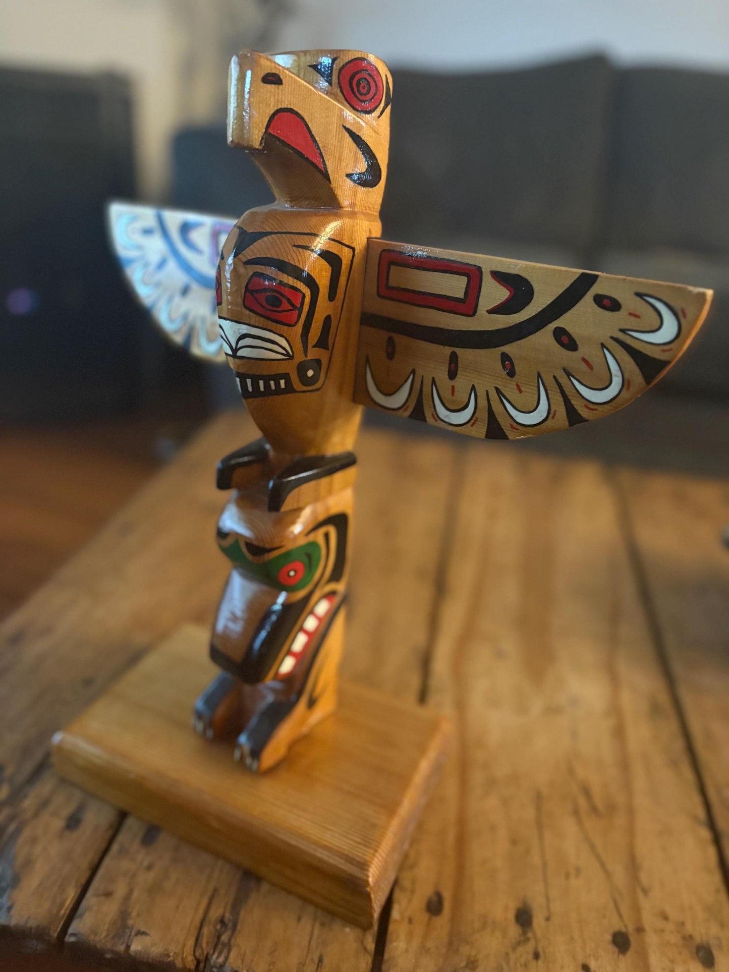 Beautiful 16 x 14 wide polychrome First Nations indigenous pacific northWest Coast totem pole  not signed   great value - RS