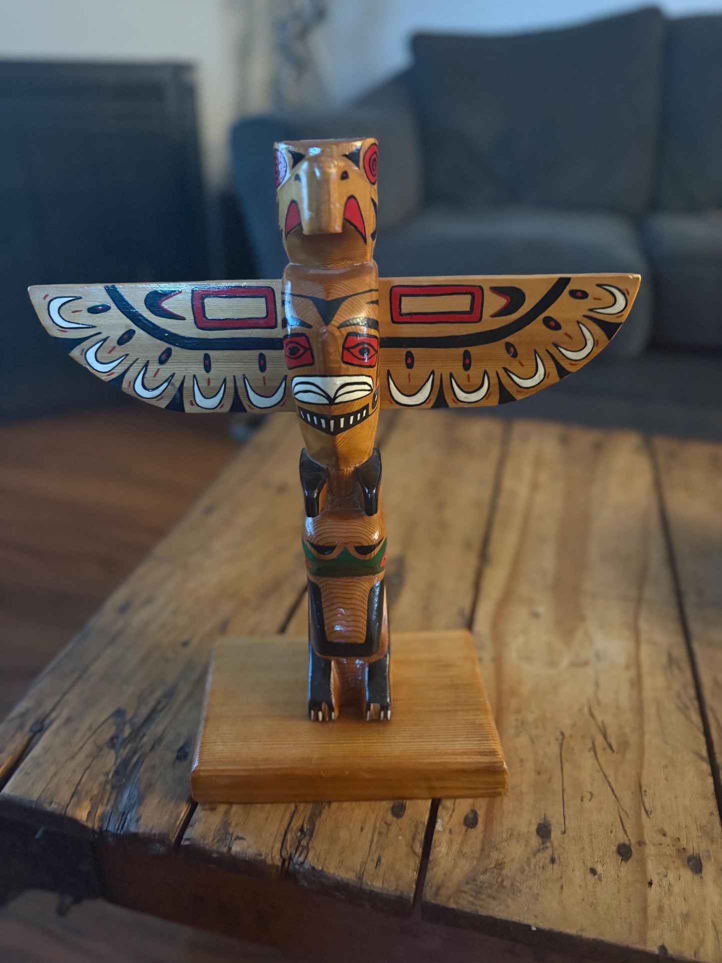 Beautiful 16 x 14 wide polychrome First Nations indigenous pacific northWest Coast totem pole  not signed   great value - RS