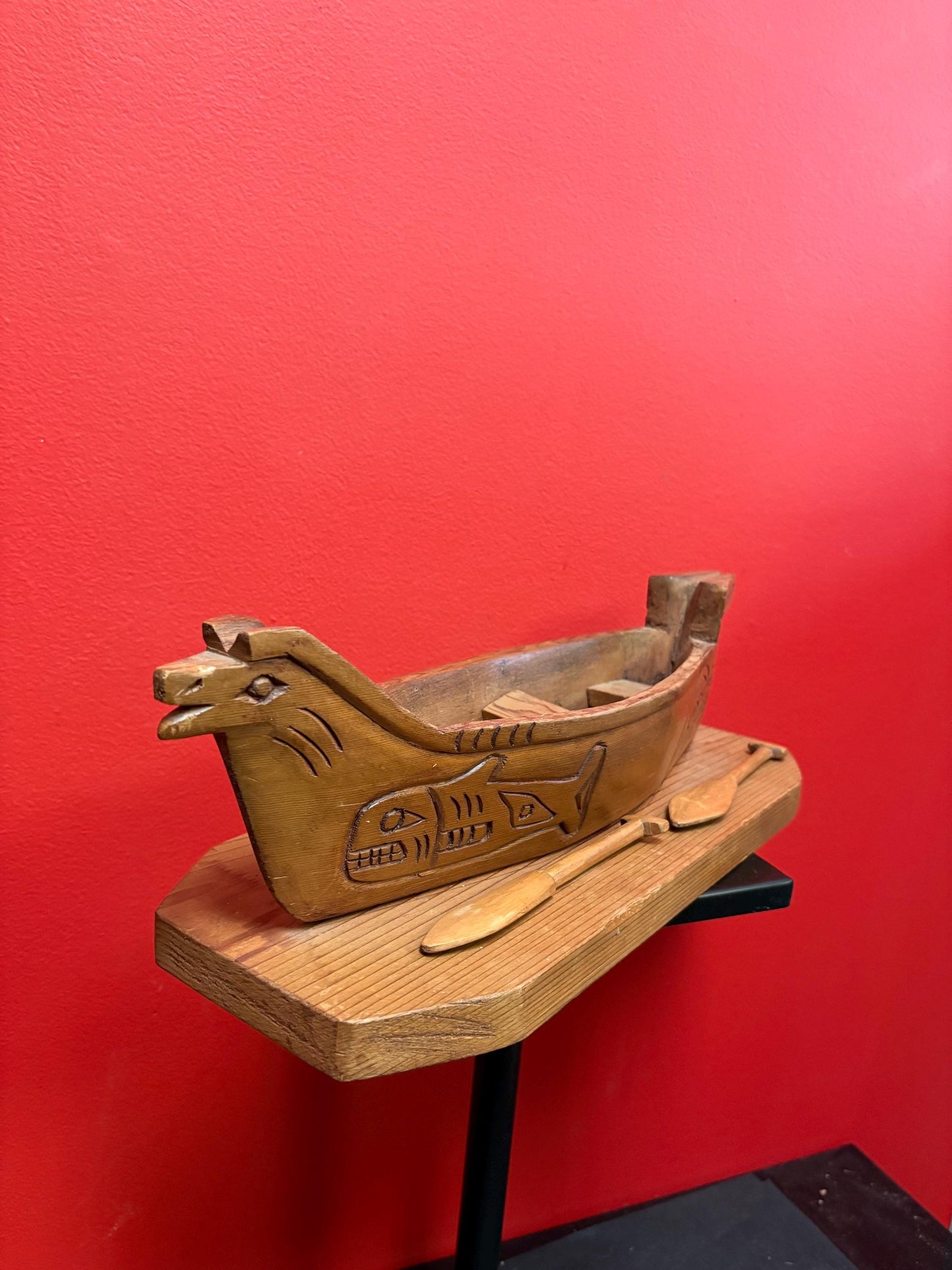 stunning indigenous First Nations Haida  carved cedar canoe on base signed by Steve August  great detail - comes with oars   15 x 5 x 4 in