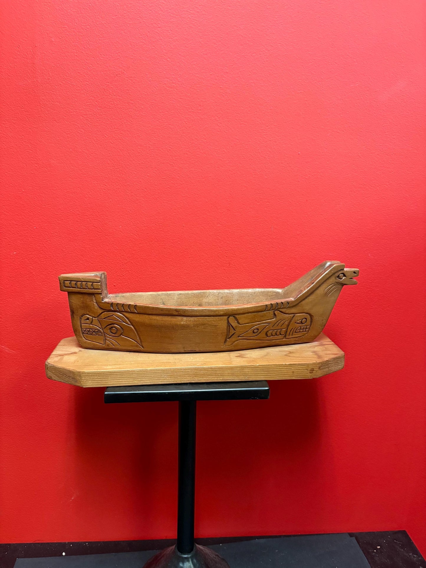 stunning indigenous First Nations Haida  carved cedar canoe on base signed by Steve August  great detail - comes with oars   15 x 5 x 4 in