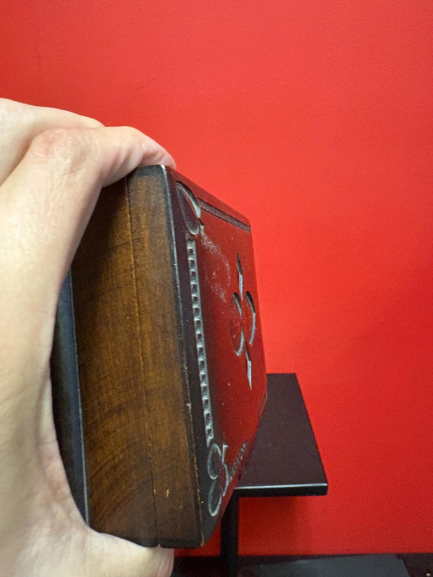 Antique 6 x 5 x 2 high wooden playing card box  stunning detail and great gift cards included - great gift