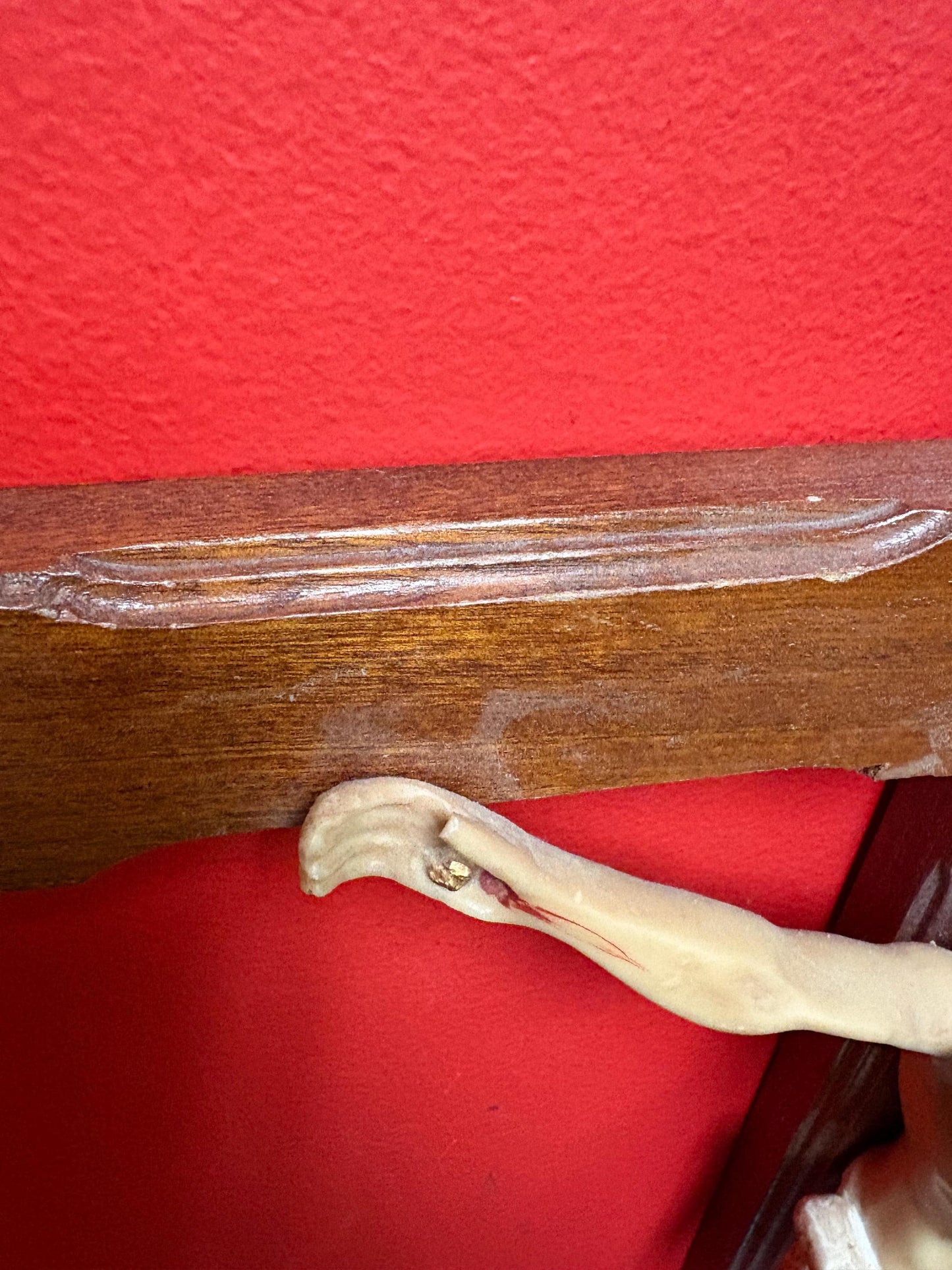 Awesome 24 x 14 wide resin Jesus on the wooden cross with a little damage  statement piece- great gift and great value