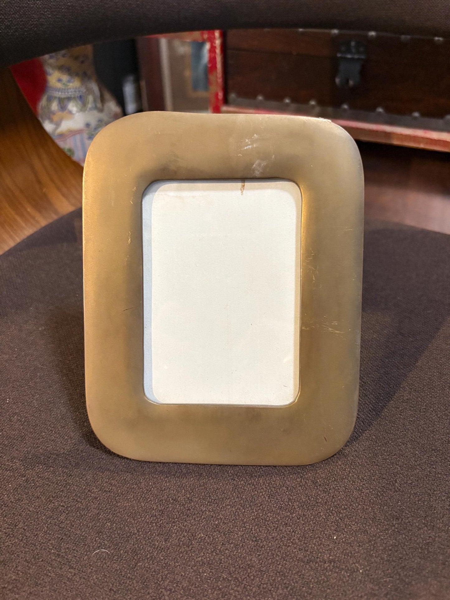 Beautiful antique brass 6 1/2 x 5 photo frame  4 x 3 inside  ready to gift or use  wow