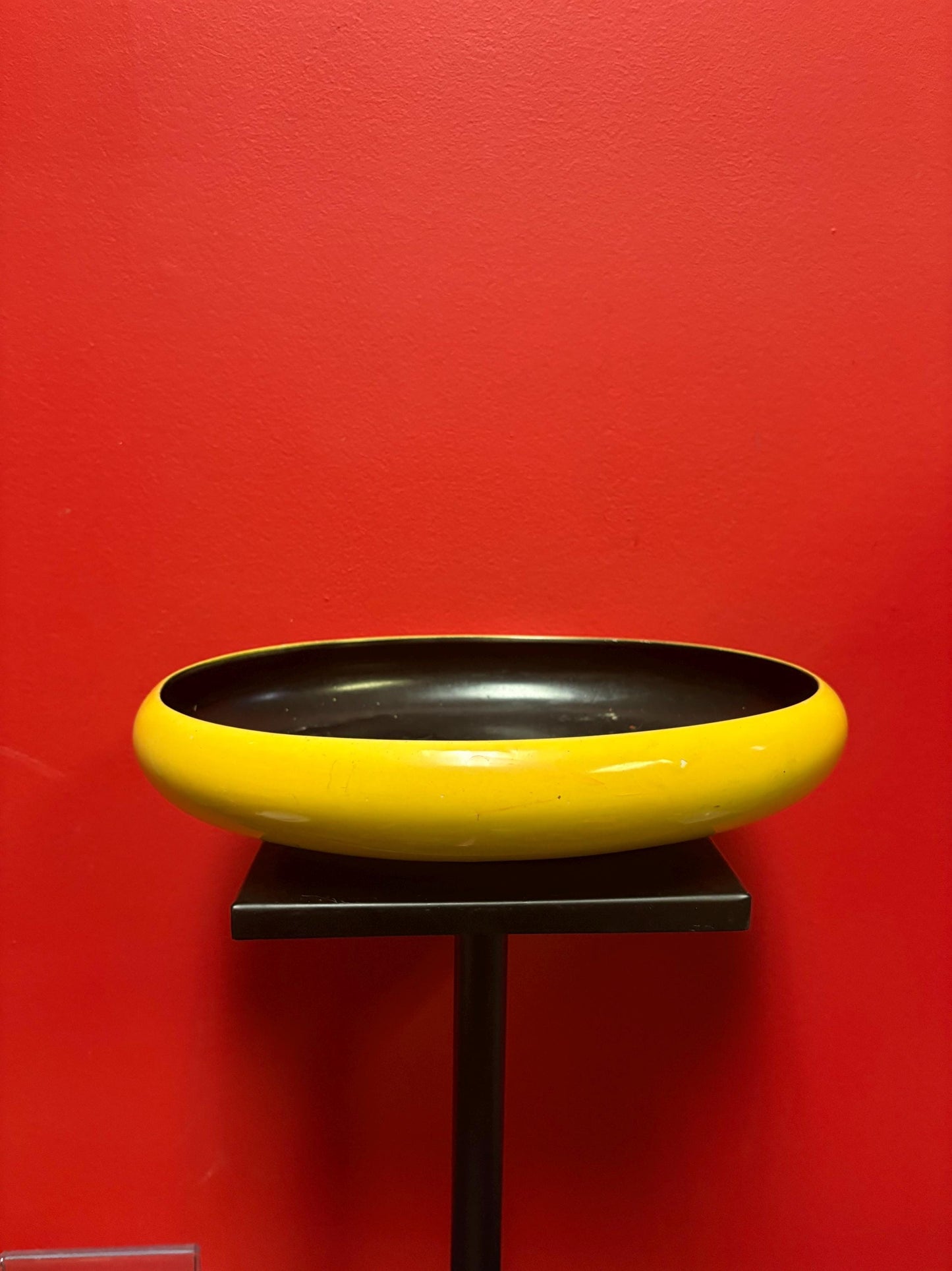 Beautiful antique Royal Doulton bright yellow and black planter — great condition but worn inside — crazy value - 12 x 9” wide