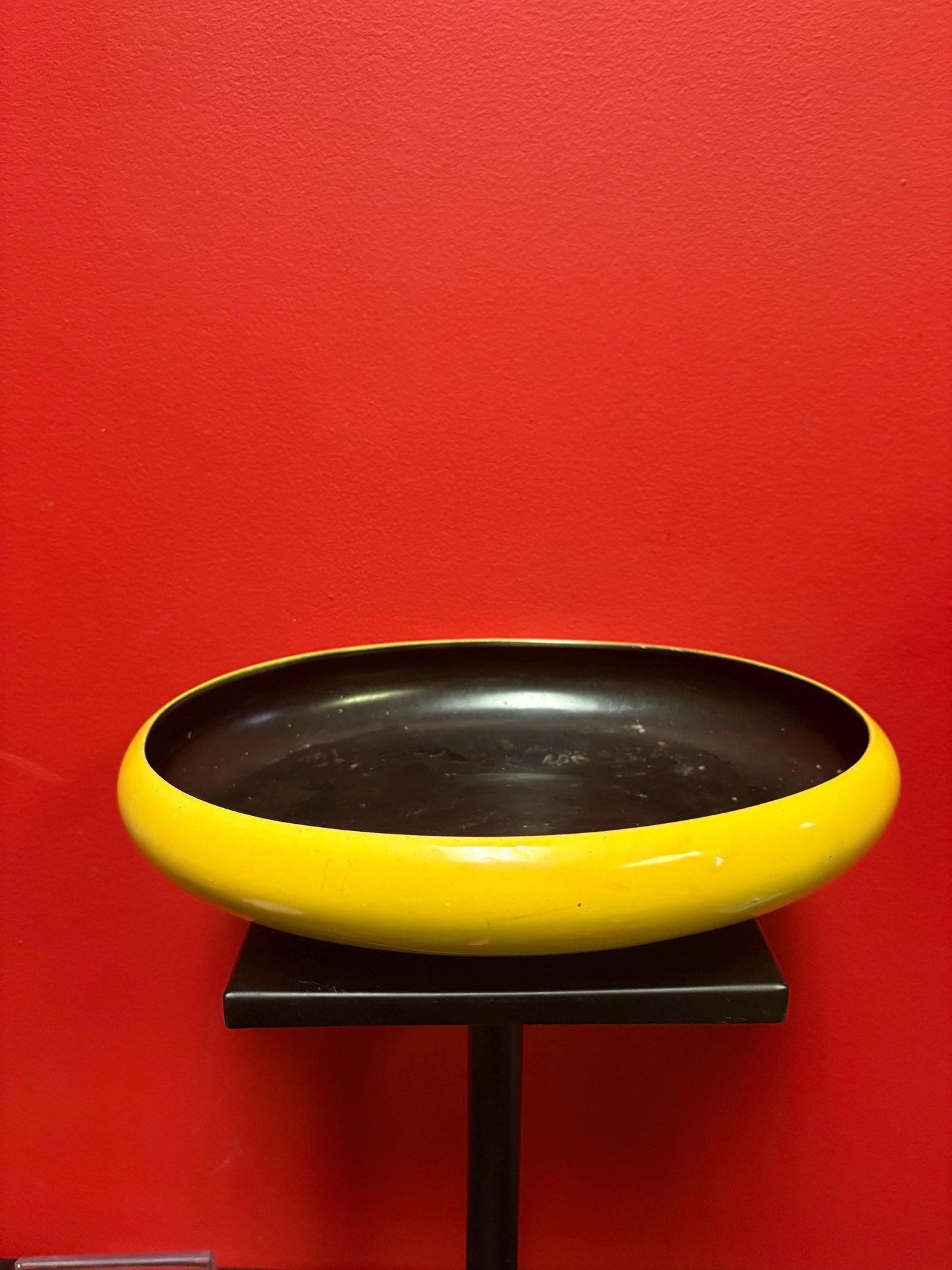 Beautiful antique Royal Doulton bright yellow and black planter — great condition but worn inside — crazy value - 12 x 9” wide