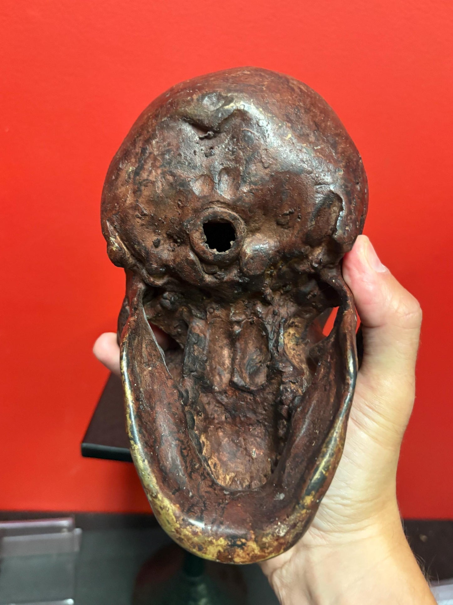 Amazing amazing 9 x 5” tall life like detailed  bronze statue of a skull — mint condition — fabulous patina - wow