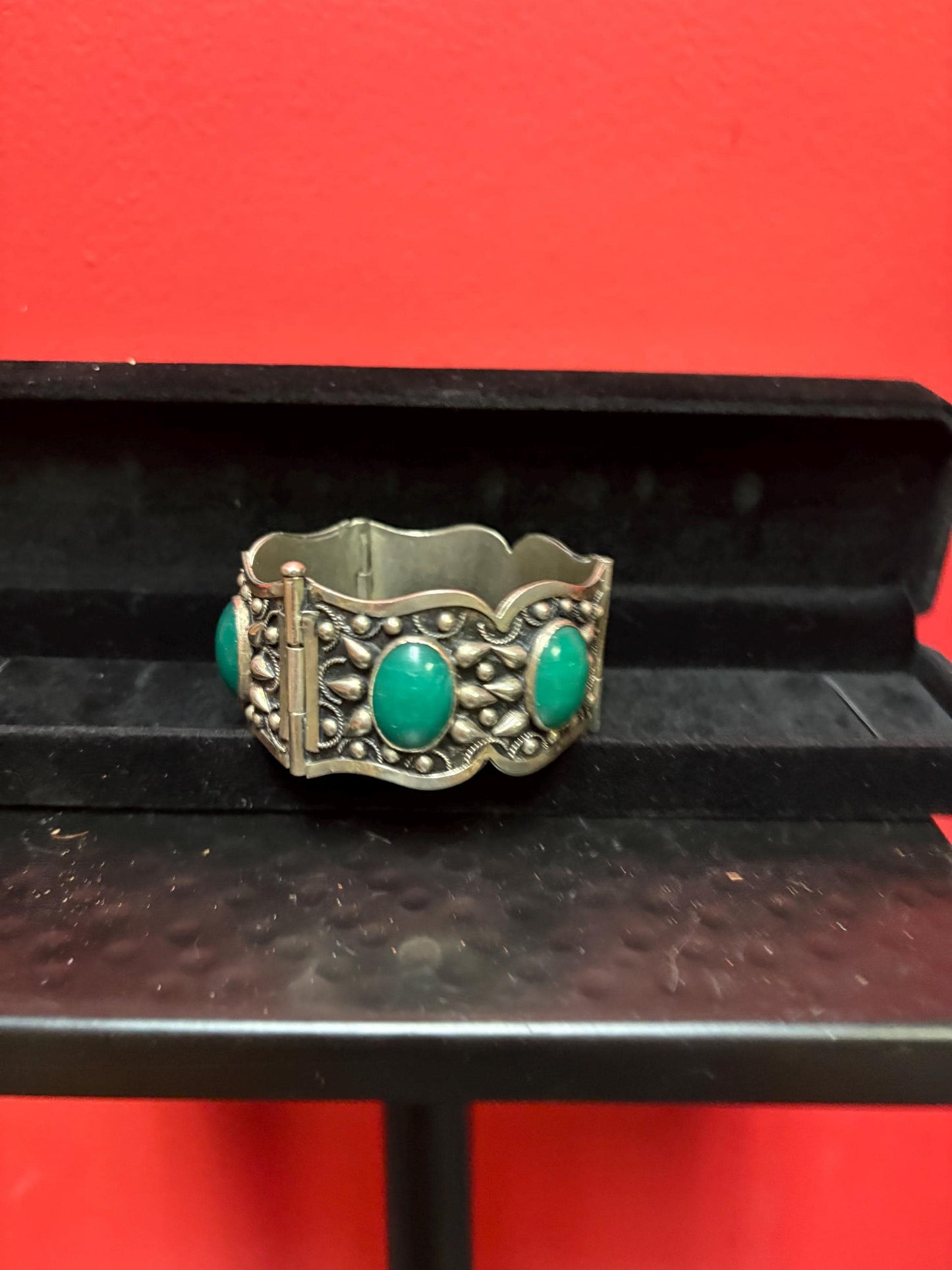 beautiful antique untested silver panel bracelet with green Onyx cartouches  6 inches long and perfect gift  wow