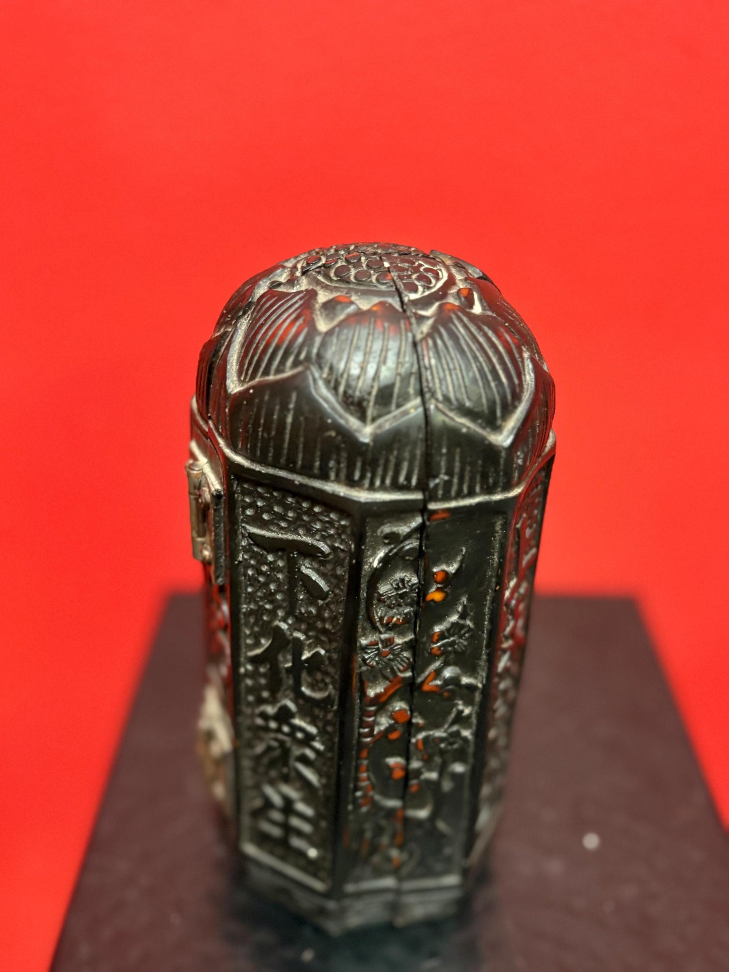 Stunning 9 x 7 high heavily carved intricate Buddhist temple statue screen  unbelievable detail  wow