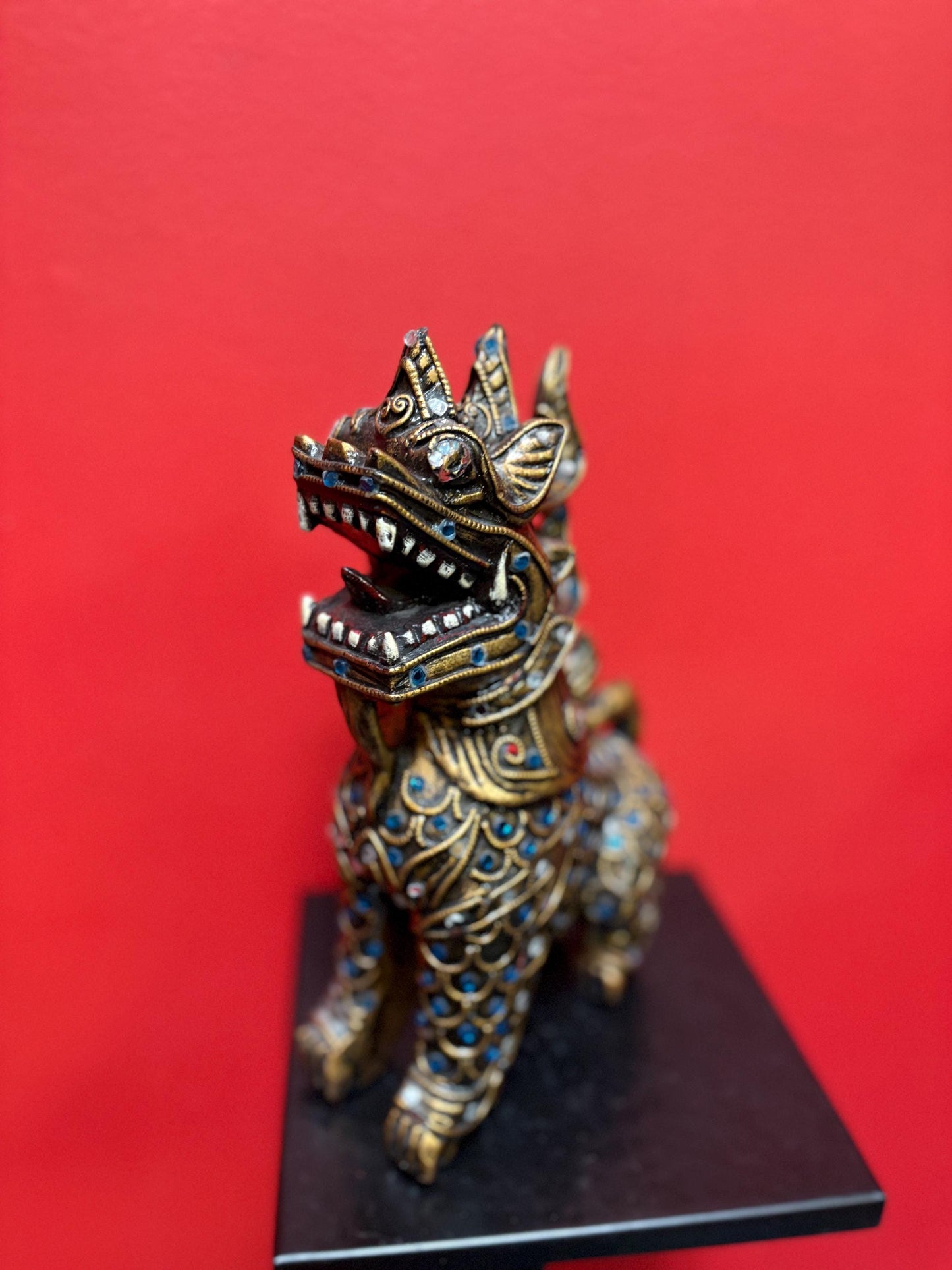 Fabulous Asian wood and gilded 10 inch tall dragon statue flashy  piece  great imagery