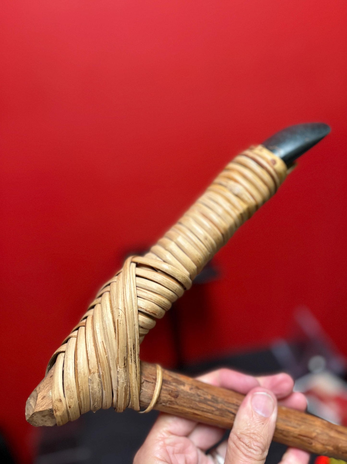 Stunning indigenous Papua New Guinea  ADZ carving tool  stone head  rare beautiful  good condition  18 x 10“  tribal indigenous history