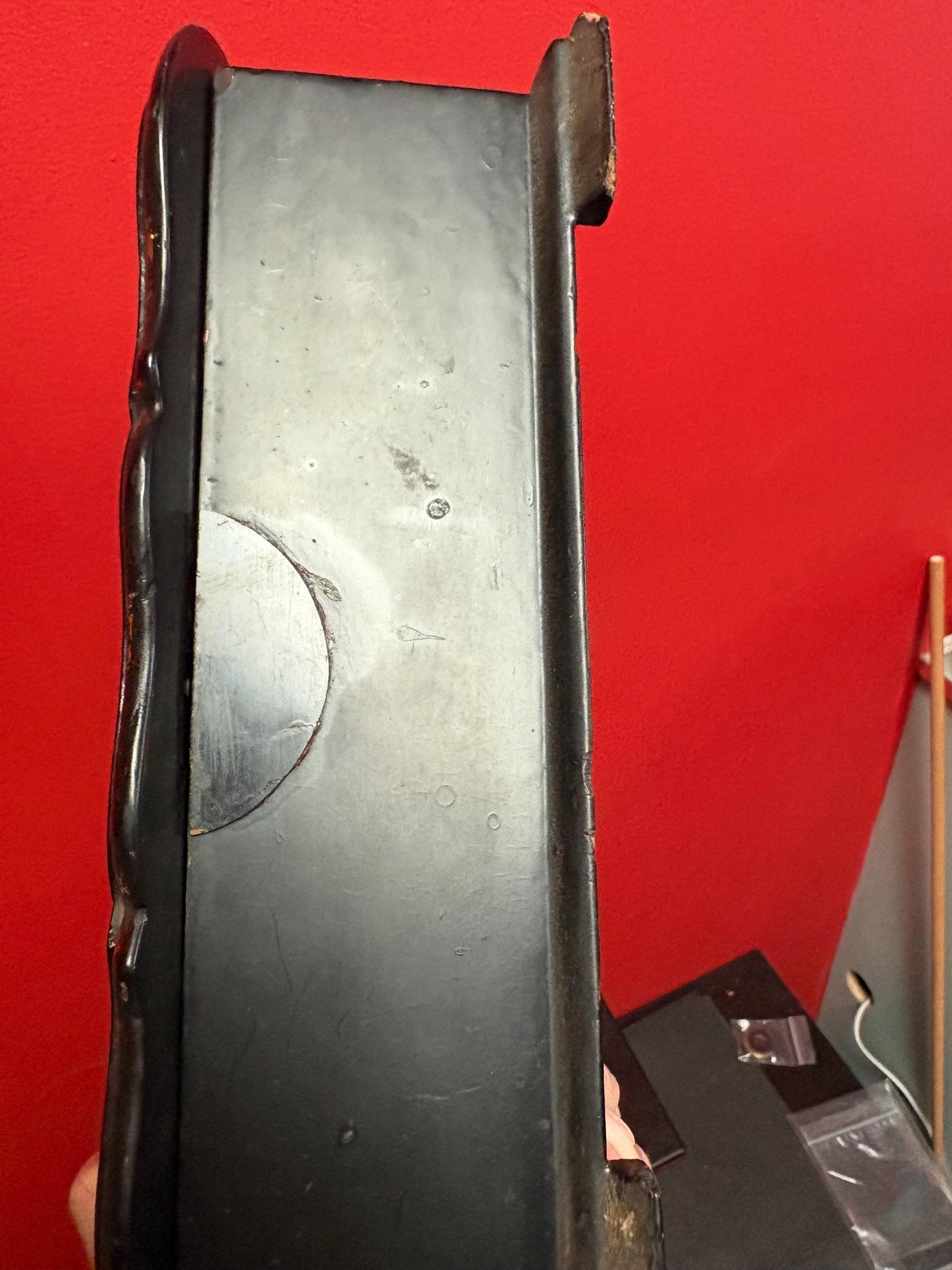 Beautiful antique 10 1/2 x 8 x 3 high English papier-mâché and mother of Pearl lap desk 19 century - pretty good  condition  wow