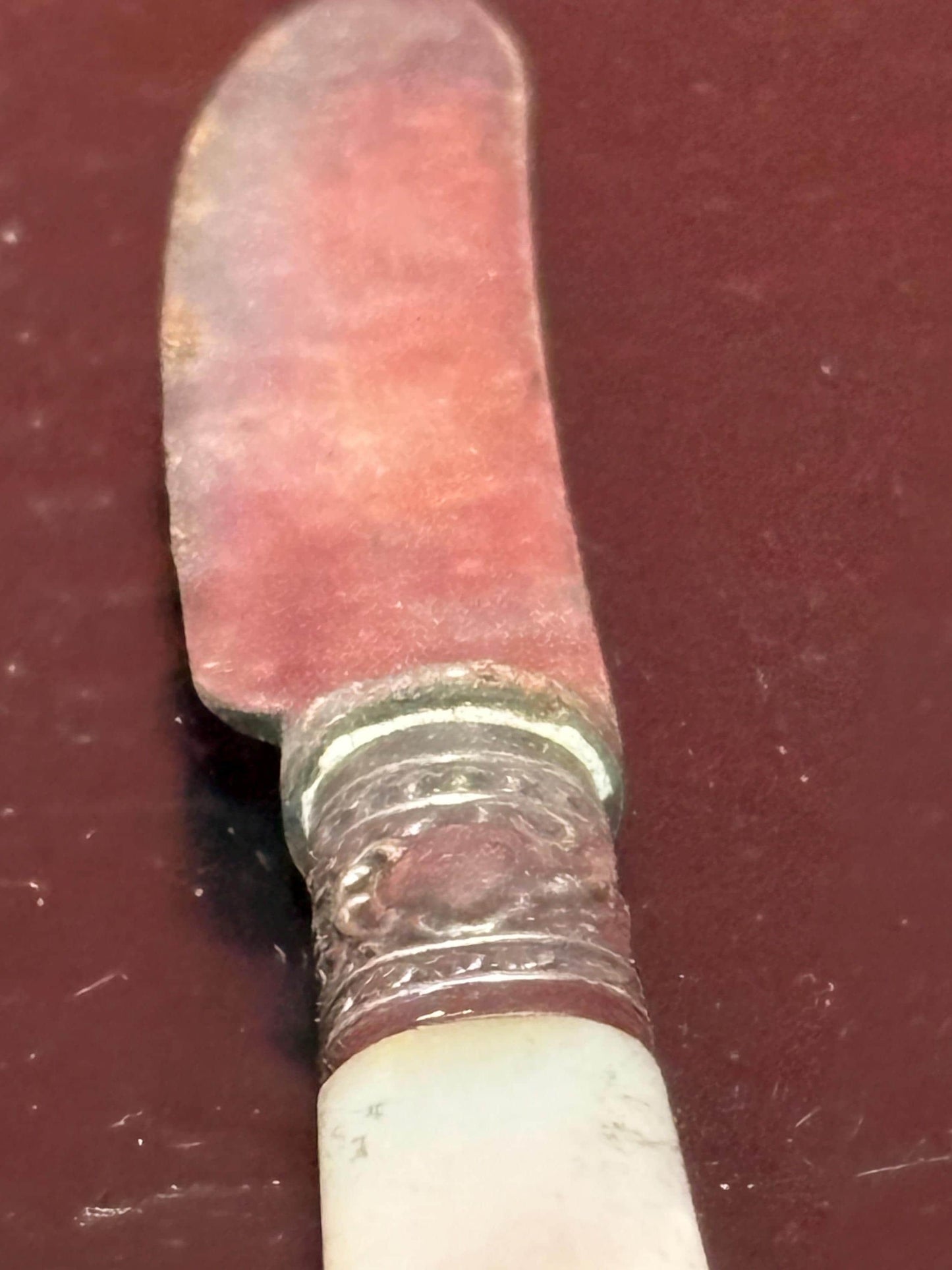 Set 8 antique silver and mother of pearl knives  need a polish  great value