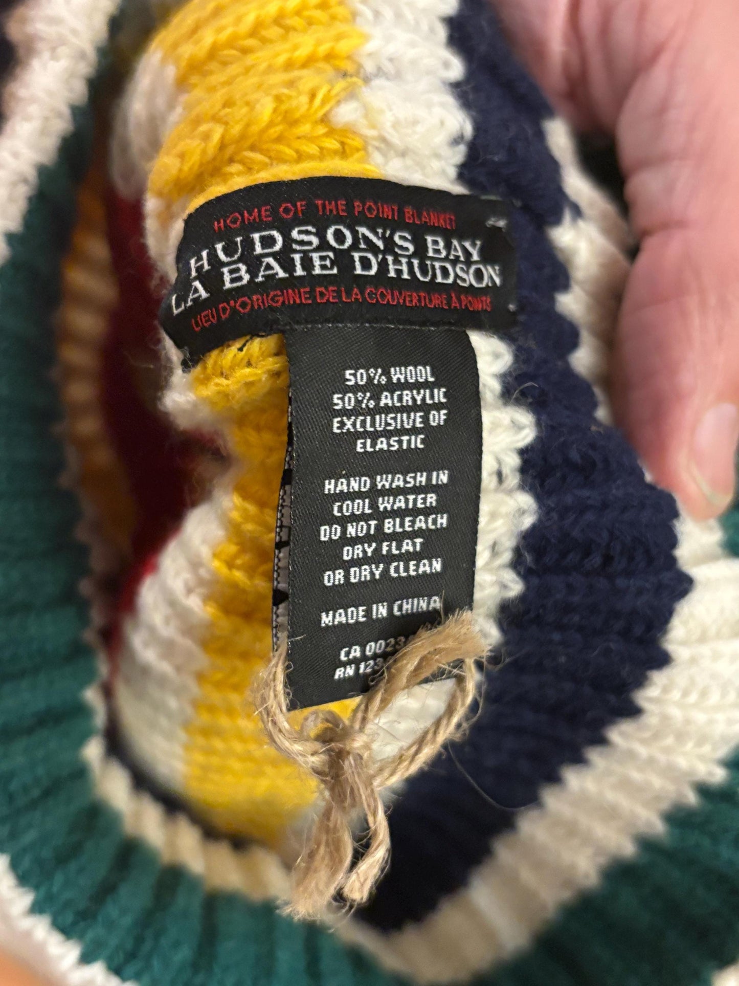 Beautiful Hudson Bay Company HBC wool and acrylic toque hat  original label  great value  9 x 9 inches  iconic  HBC  gift