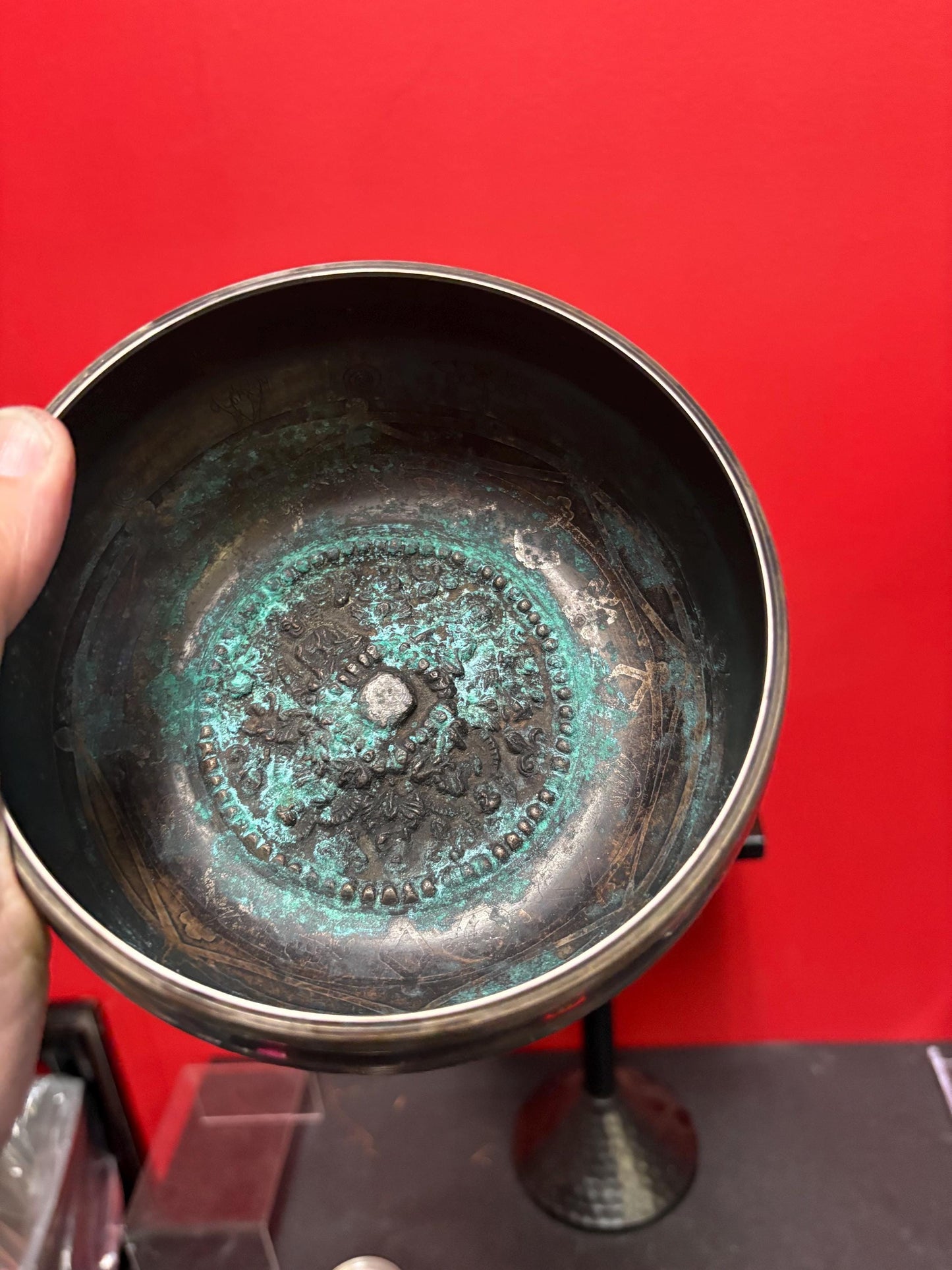 Stunning museum quality ancient 18th century Tibetan singing bowl with fabulous patina and oxidization  - wonderful detail 8 x 3 high - wow
