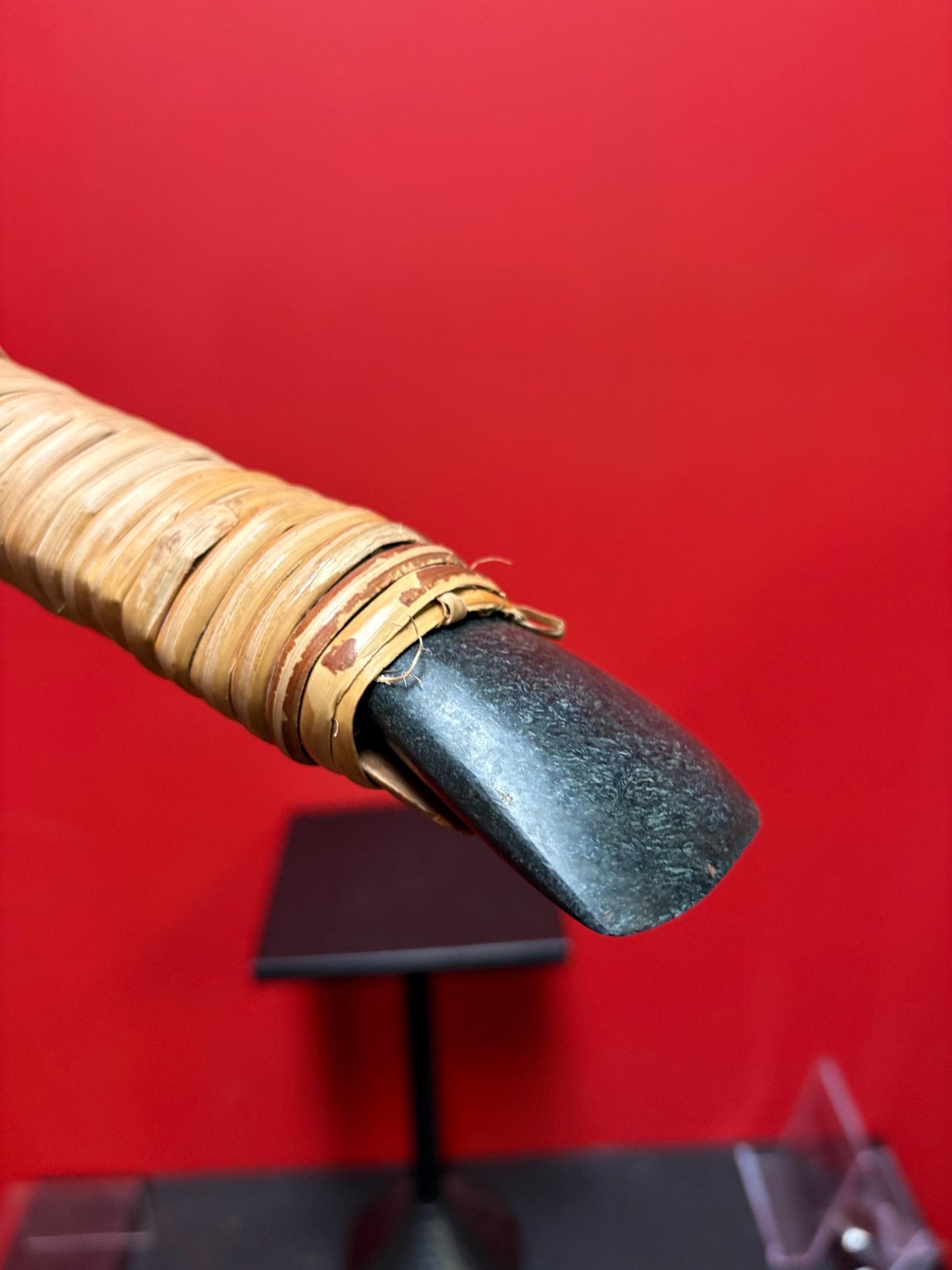 Stunning indigenous Papua New Guinea  ADZ carving tool  stone head  rare beautiful  good condition  18 x 10“  tribal indigenous history